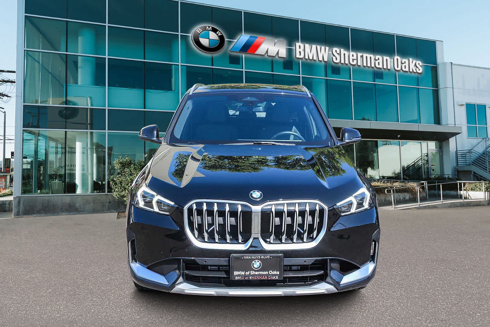 2025 Bmw X1 XDrive28i photo 2