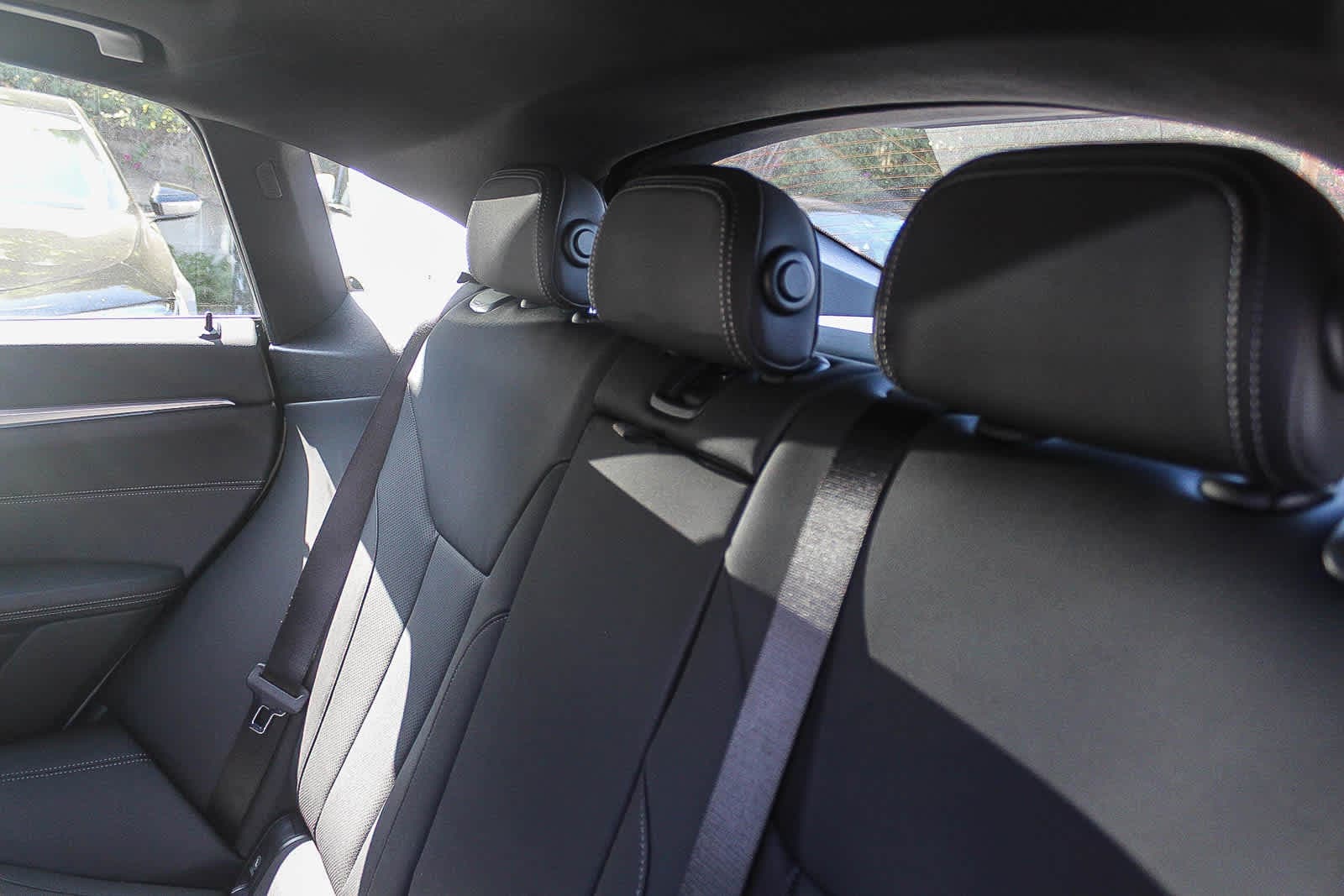 Thumbnail: 2026 BMW i4 - 18