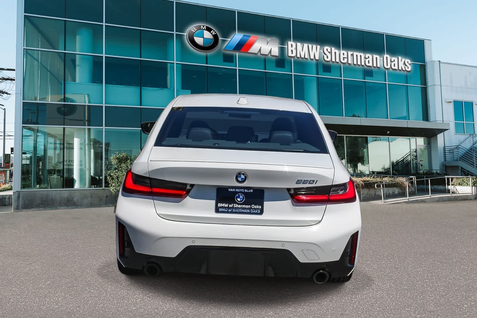 Thumbnail: 2023 BMW 3 Series - 5