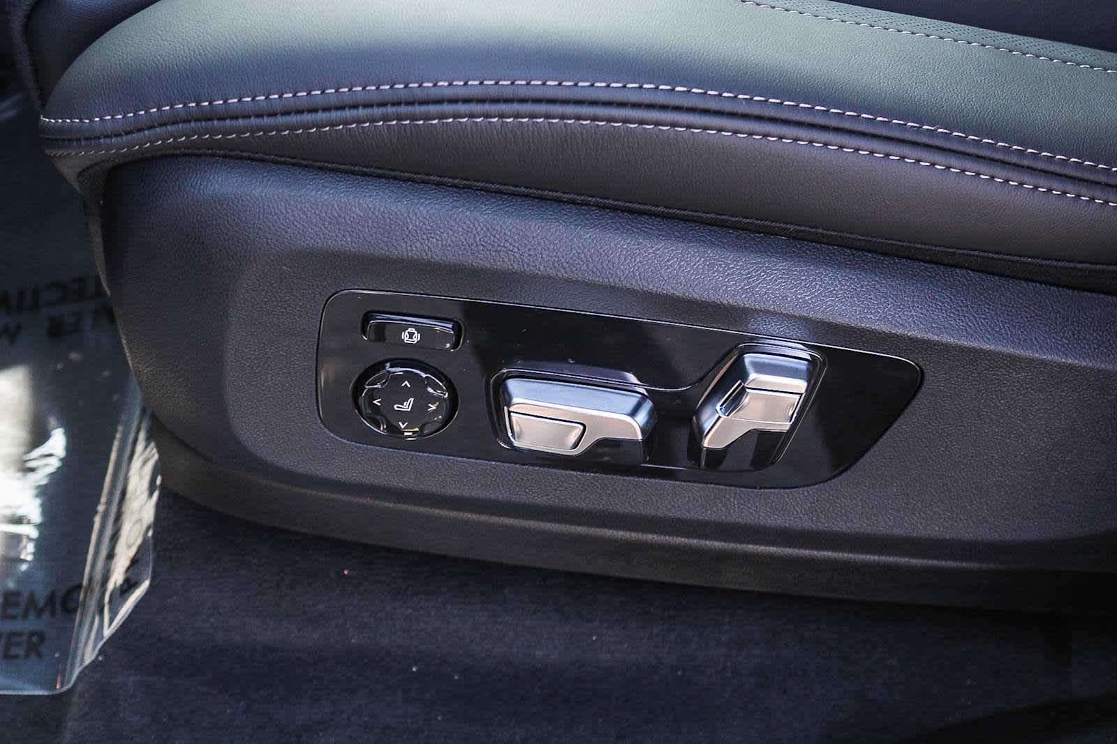 Thumbnail: 2026 BMW X7 - 20