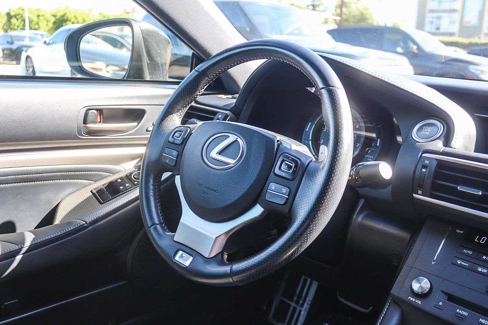 Thumbnail: 2017 Lexus RC - 14