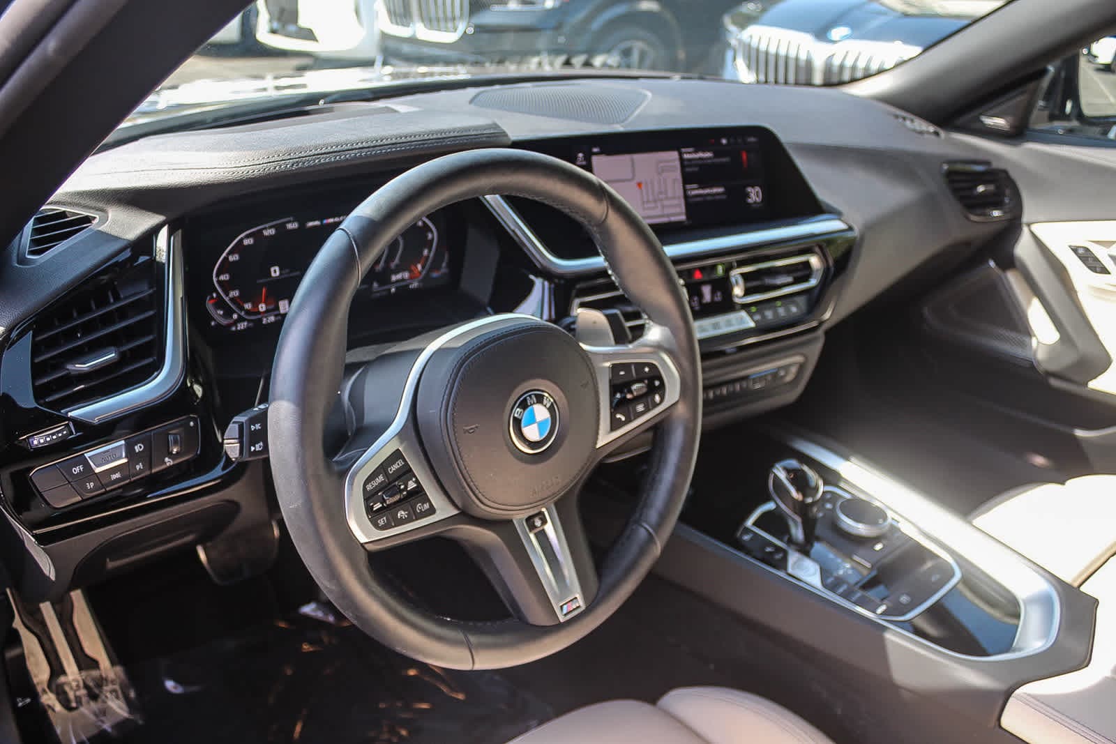 Thumbnail: 2024 BMW Z4 - 16