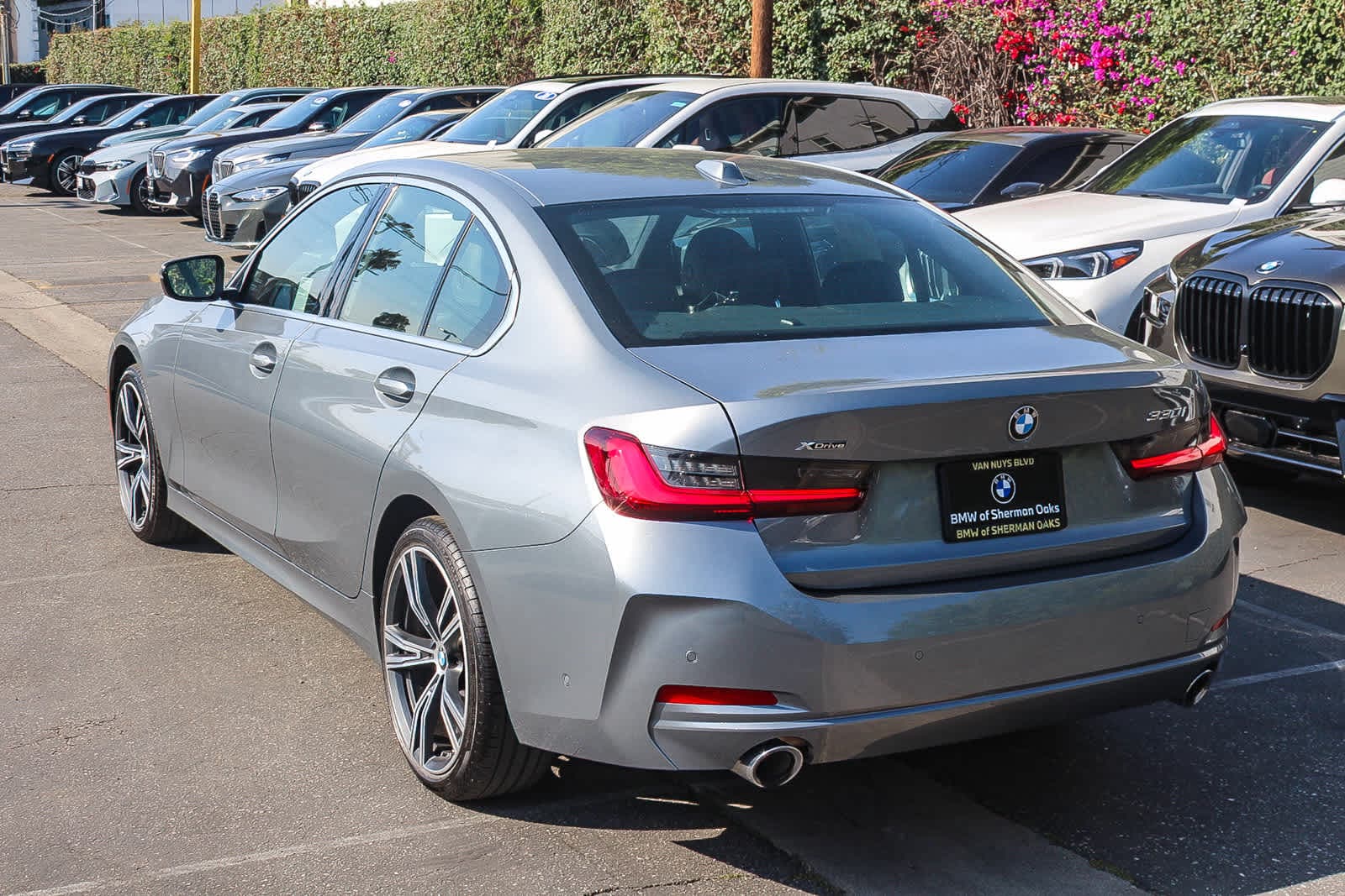 2024 BMW 330i xDrive photo 5