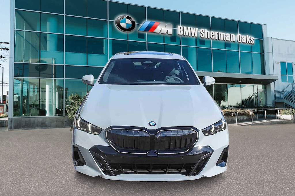 New 2026 BMW 530i Sedan