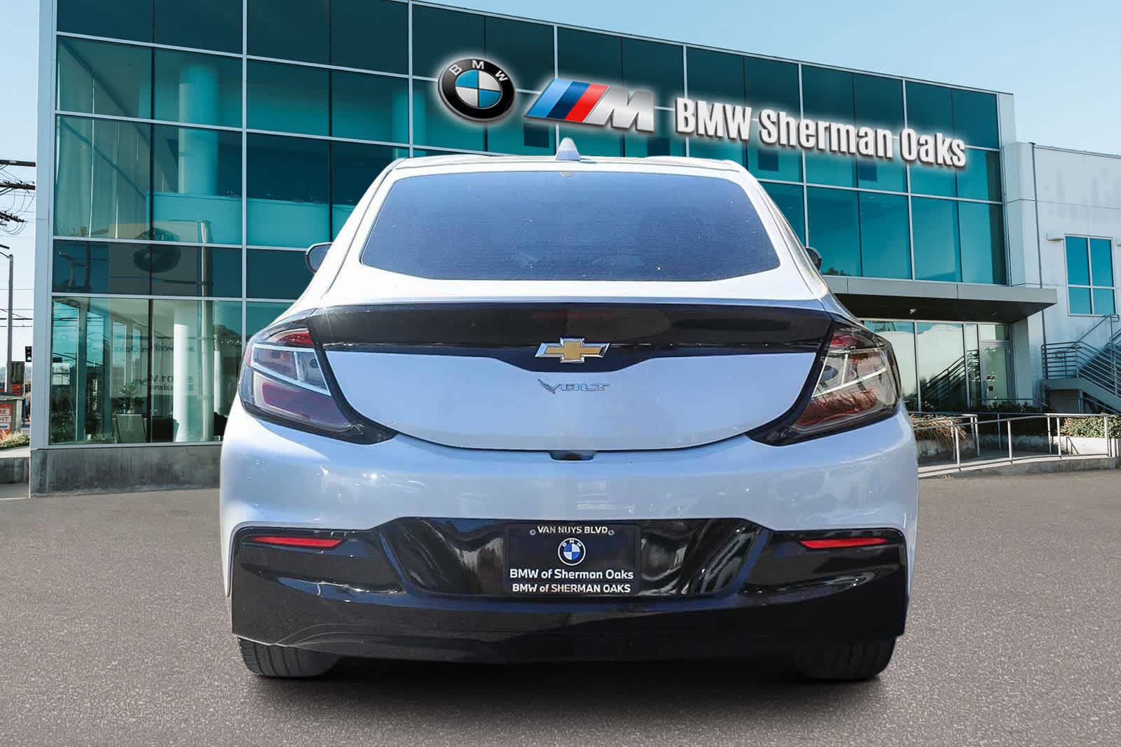 Thumbnail: 2017 Chevrolet Volt - 5