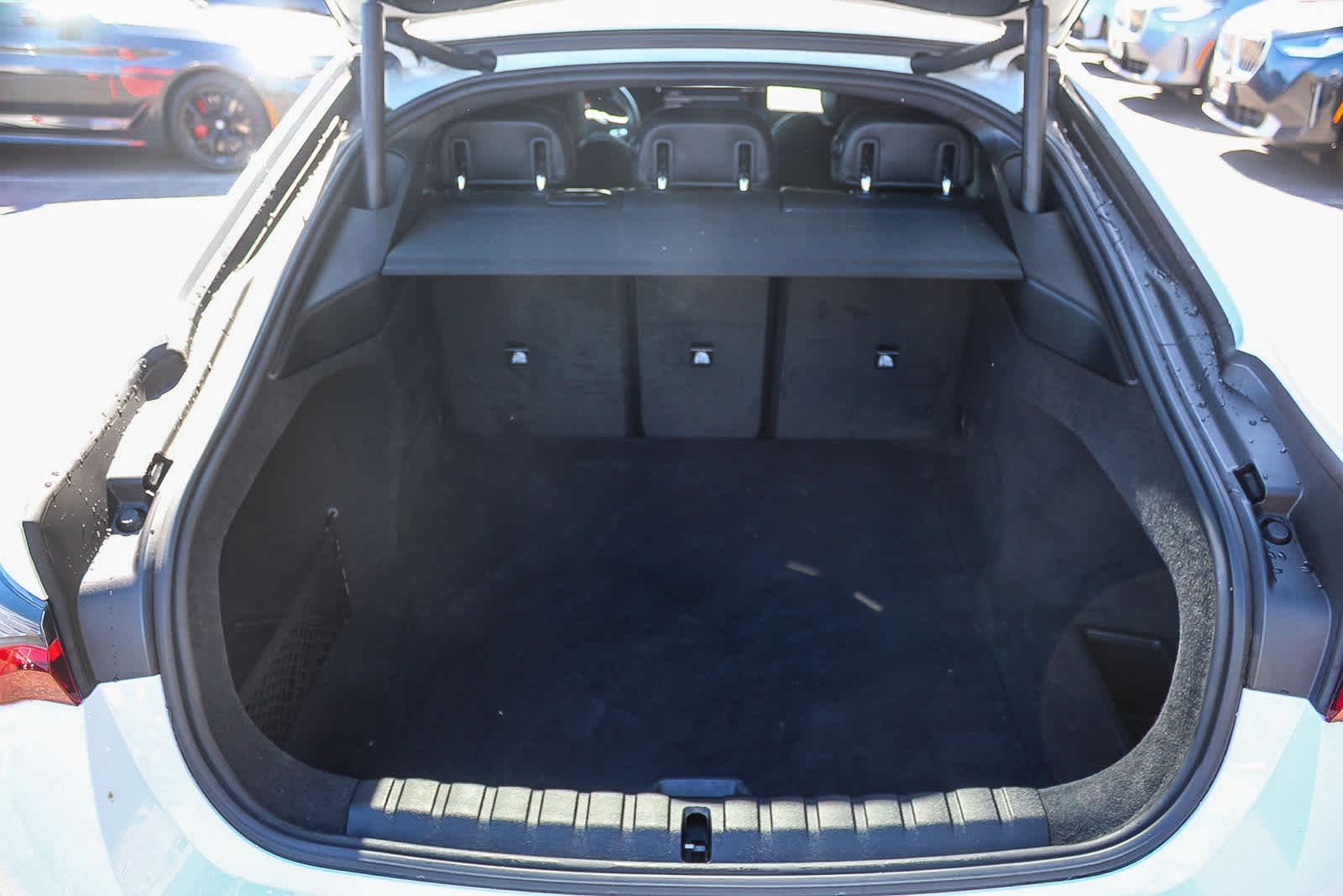 Thumbnail: 2023 BMW i4 - 25