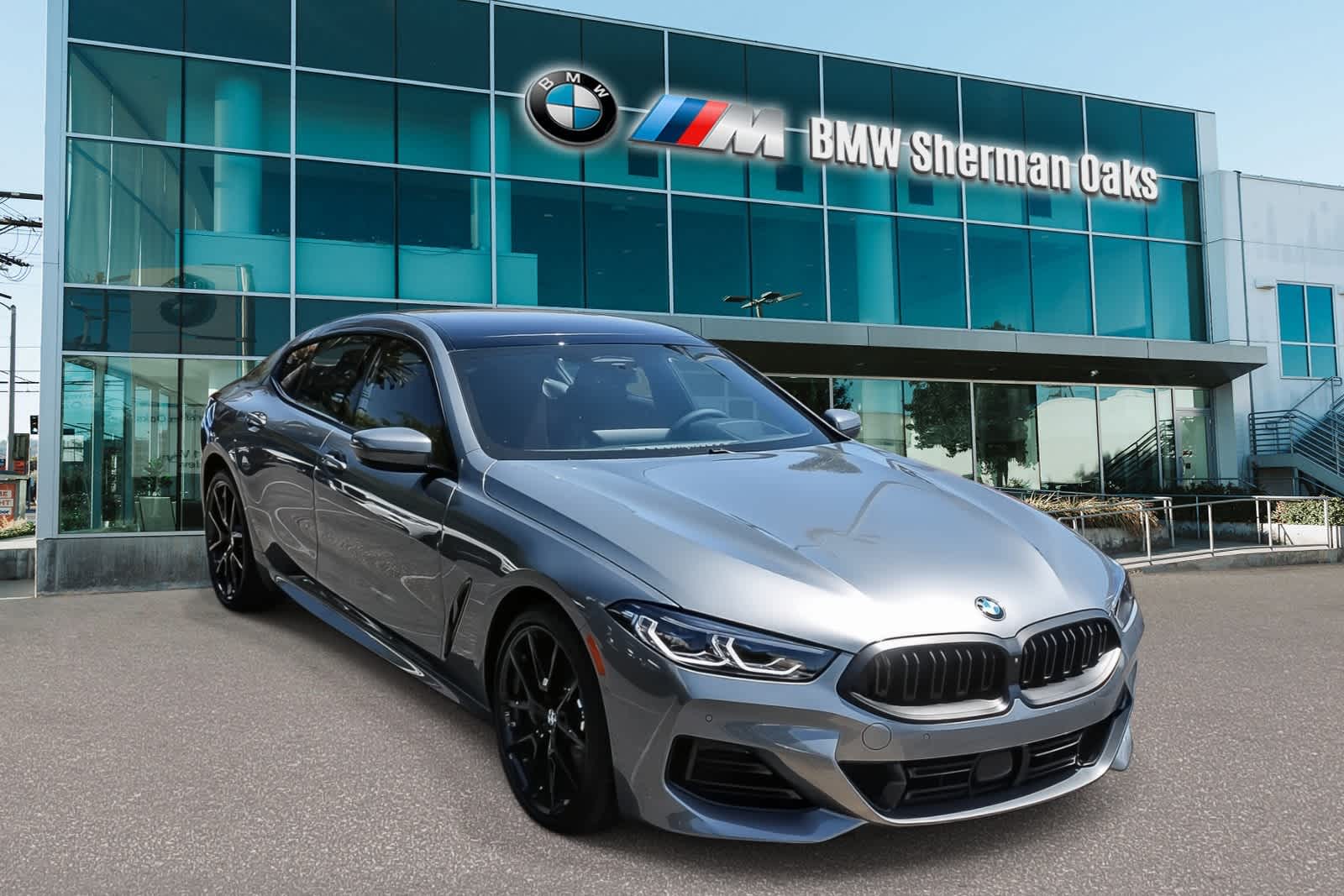 Thumbnail: 2026 BMW 8 Series - 3