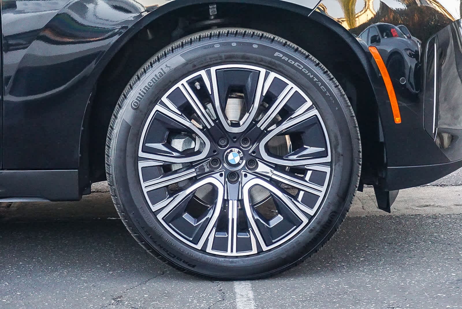 Thumbnail: 2025 BMW X3 - 9