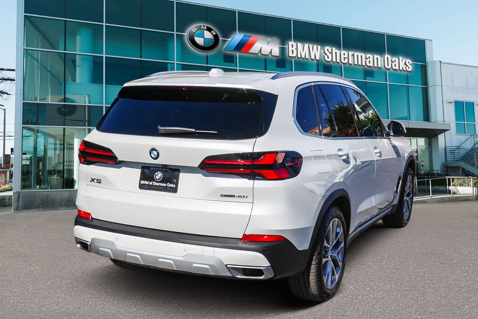 Thumbnail: 2025 BMW X5 - 4