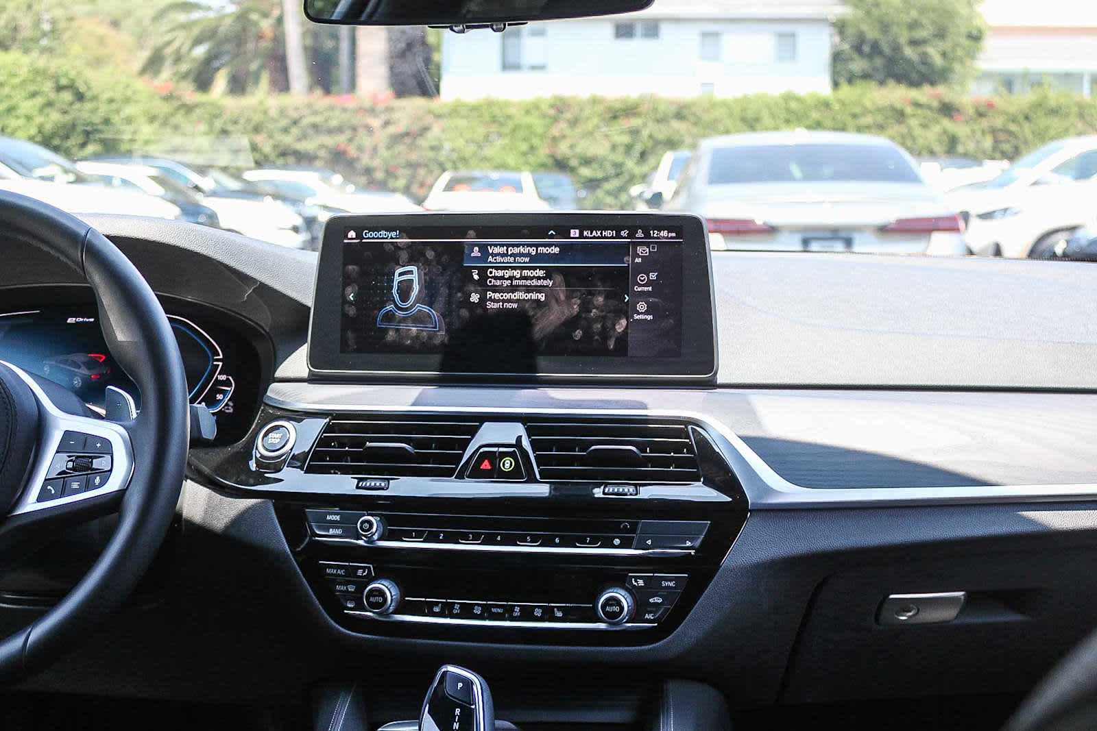 Thumbnail: 2022 BMW 5 Series - 21