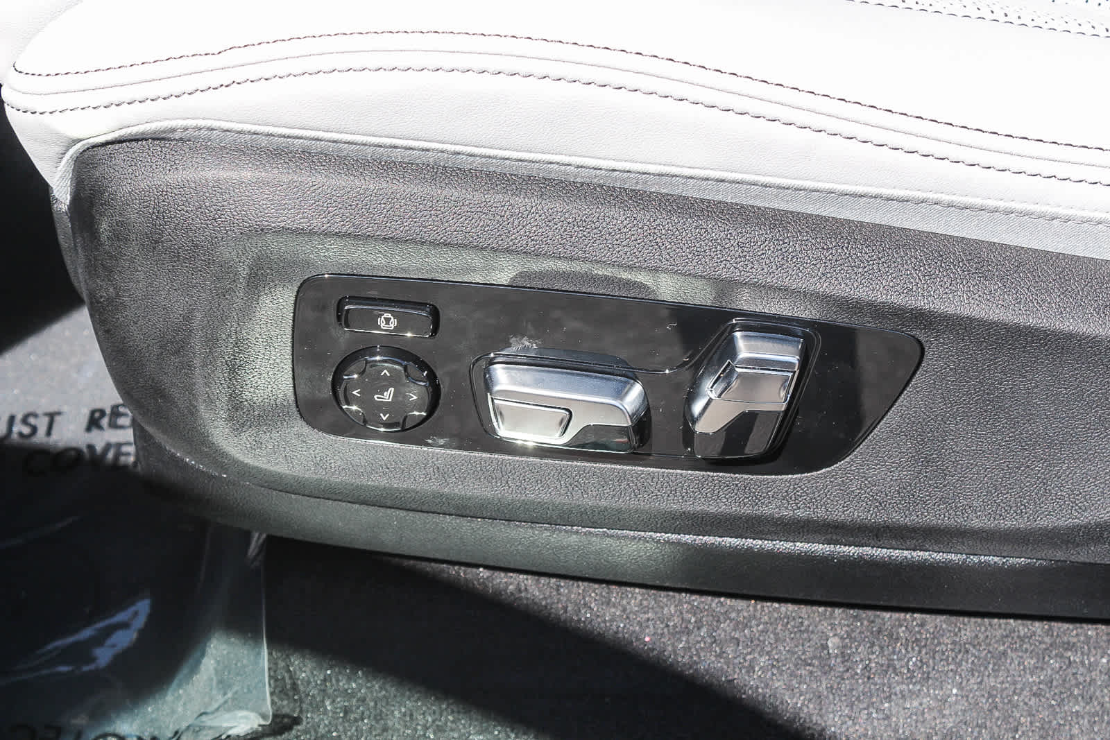 Thumbnail: 2026 BMW X5 - 21