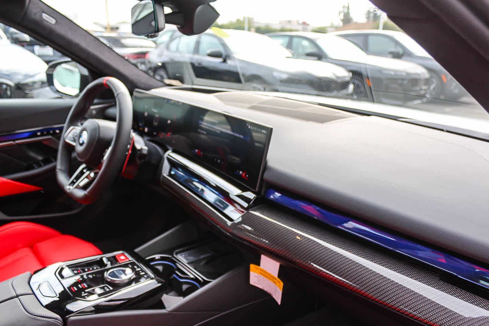 Thumbnail: 2026 BMW M5 - 16