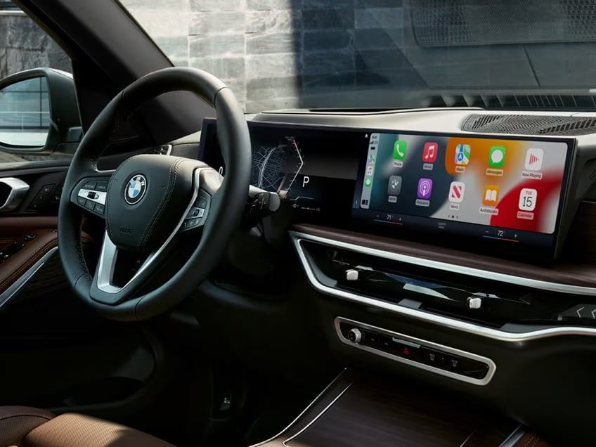 BMW X5 Dash.jpg