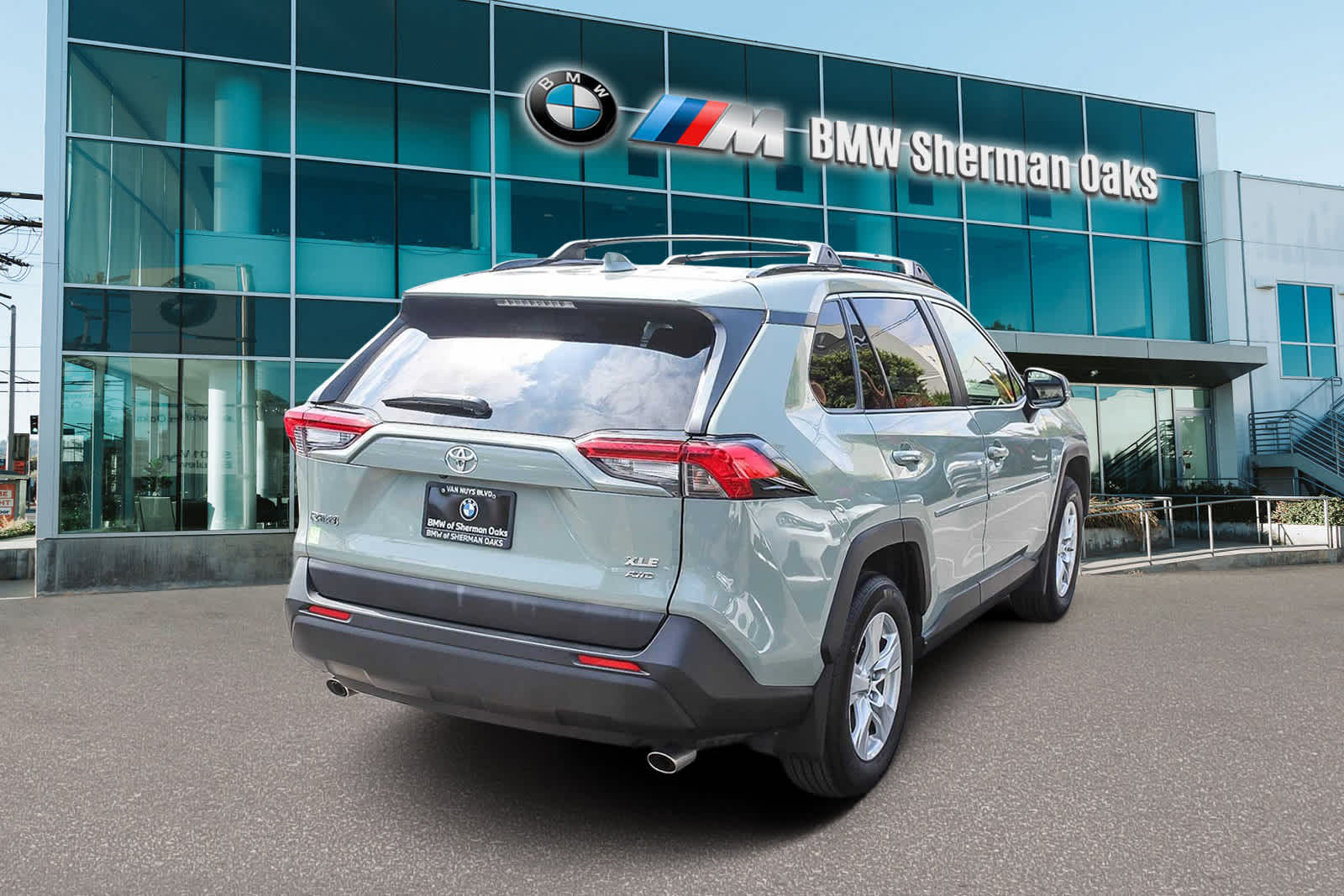 2019 Toyota RAV4 XLE 4