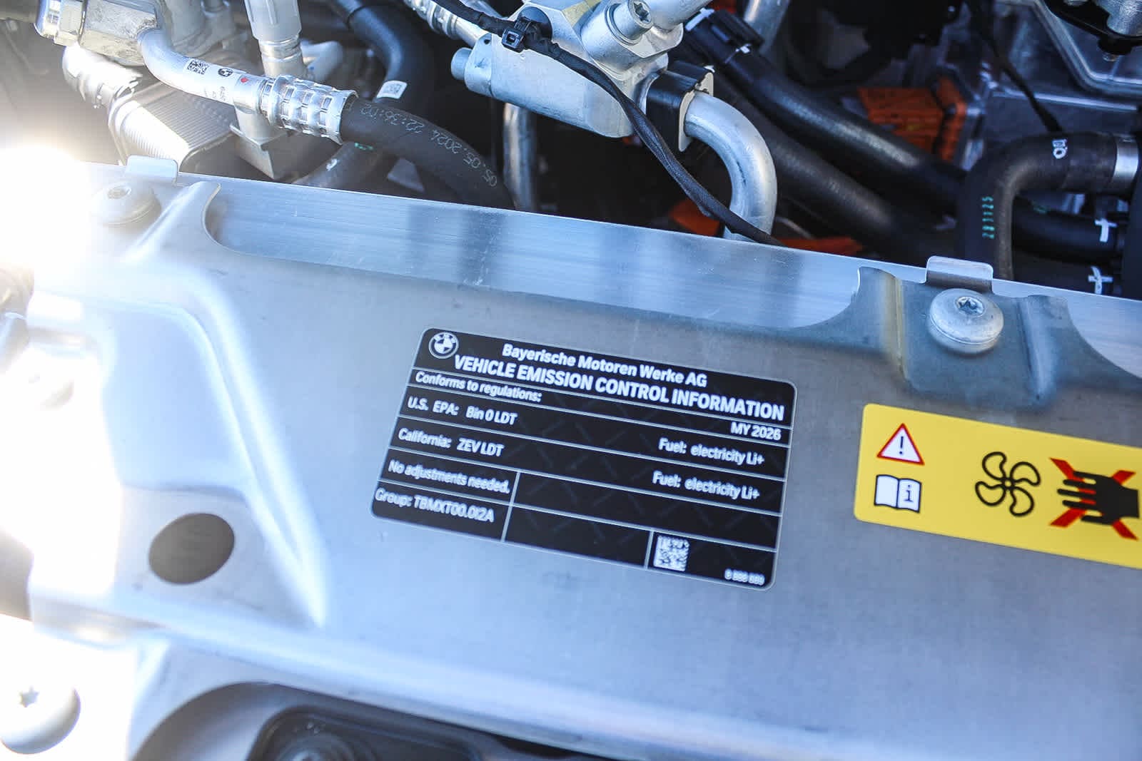 Thumbnail: 2026 BMW iX - 27