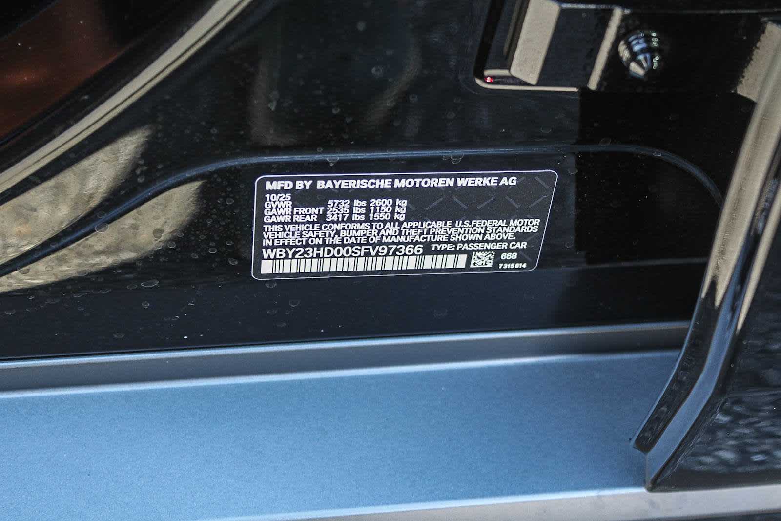 Thumbnail: 2025 BMW i4 - 27