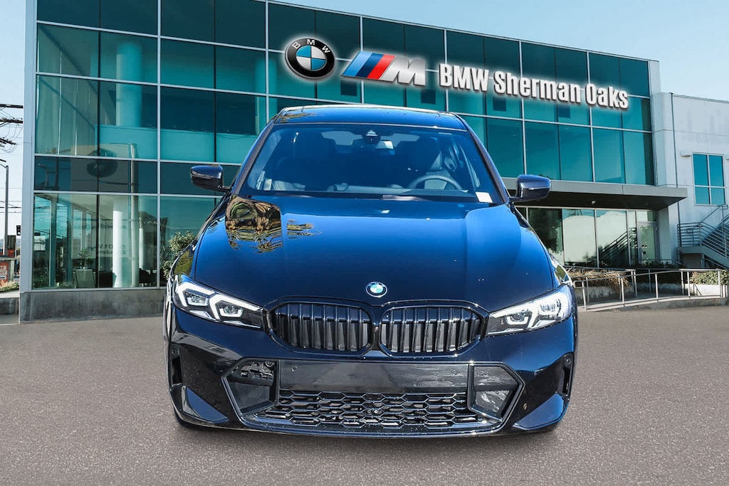 New 2026 BMW 330i Sedan