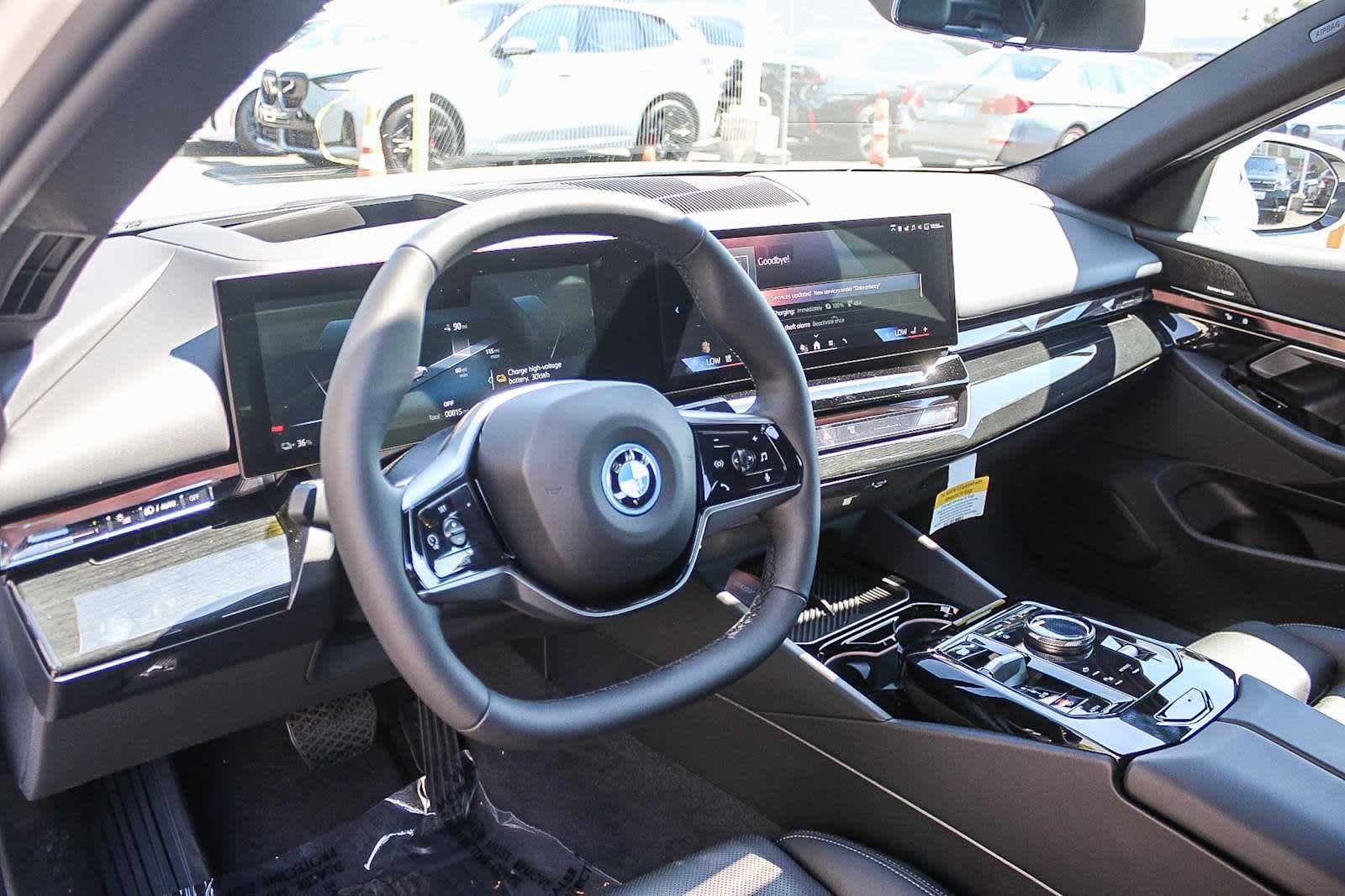 Thumbnail: 2026 BMW i5 - 17