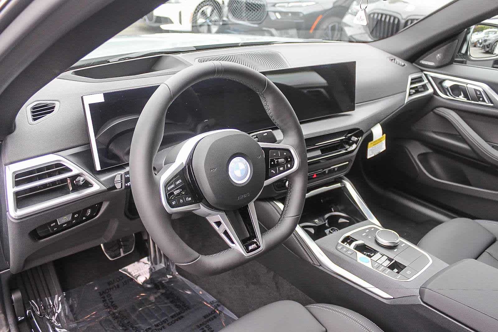 Thumbnail: 2026 BMW i4 - 15