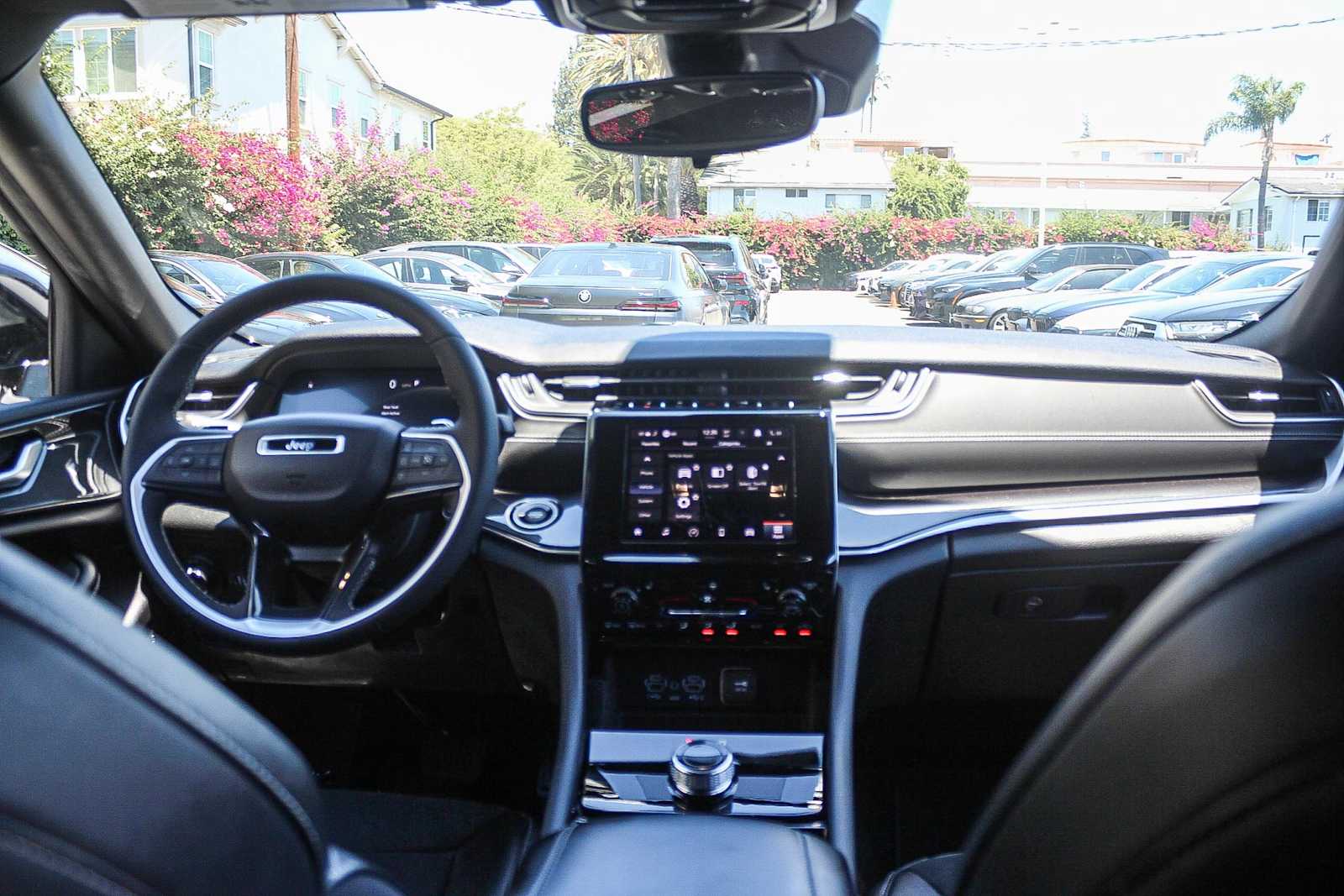Thumbnail: 2023 Jeep Grand Cherokee - 12