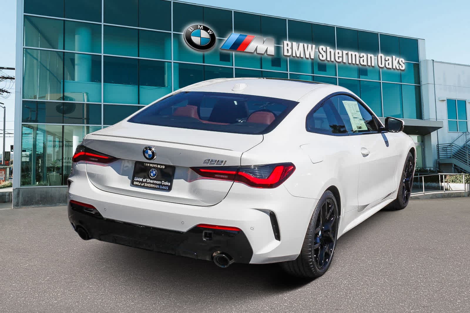 Thumbnail: 2026 BMW 4 Series - 4