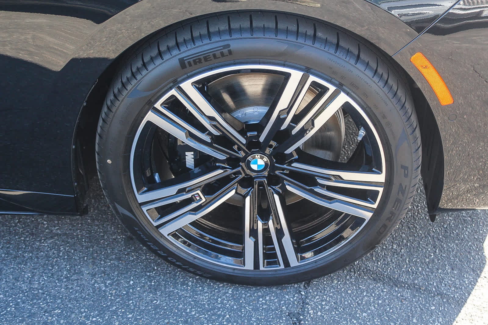 Thumbnail: 2026 BMW 7 Series - 9