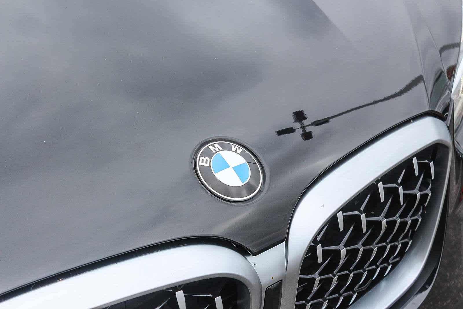 Thumbnail: 2022 BMW X4 - 11