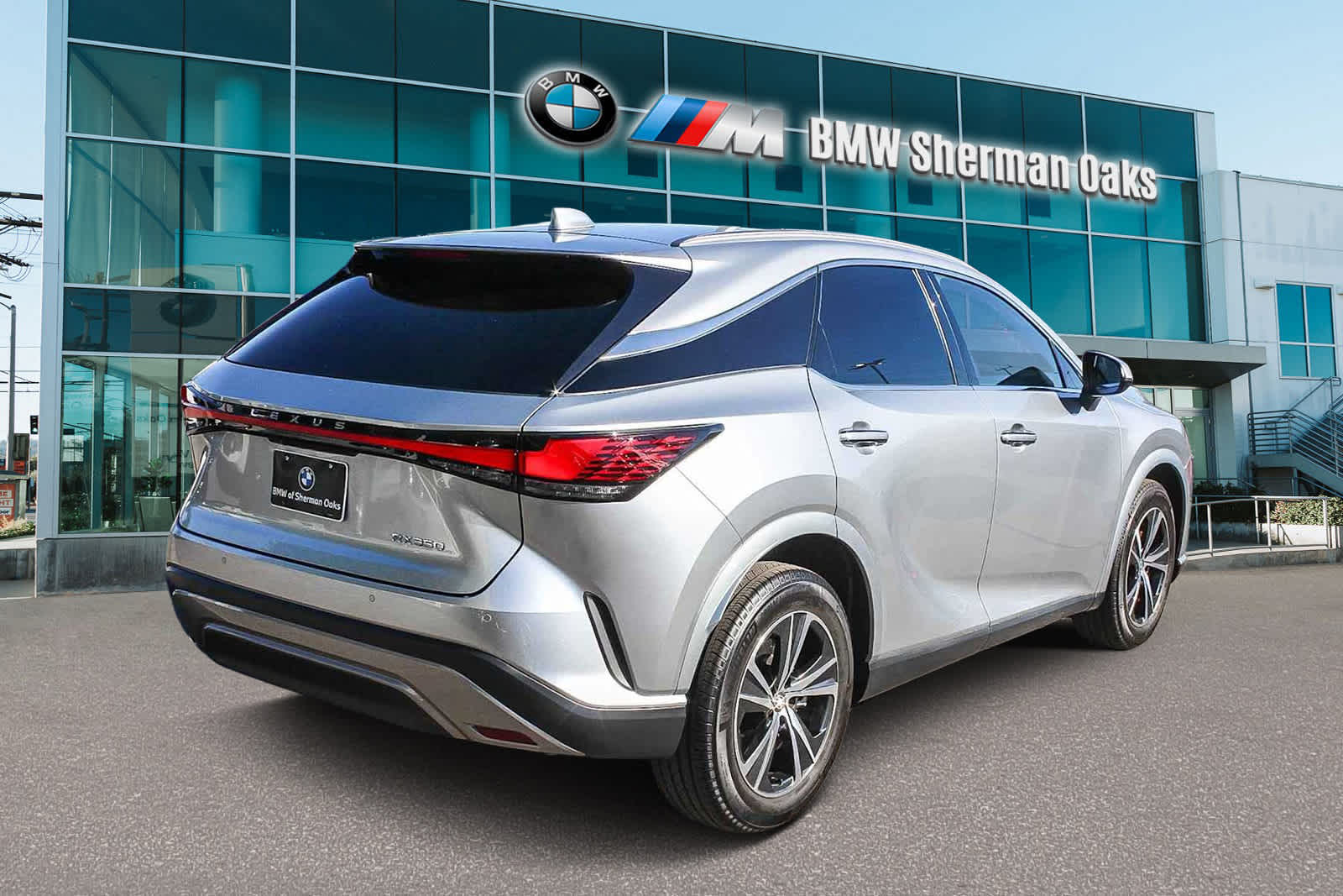 Thumbnail: 2025 Lexus RX - 4