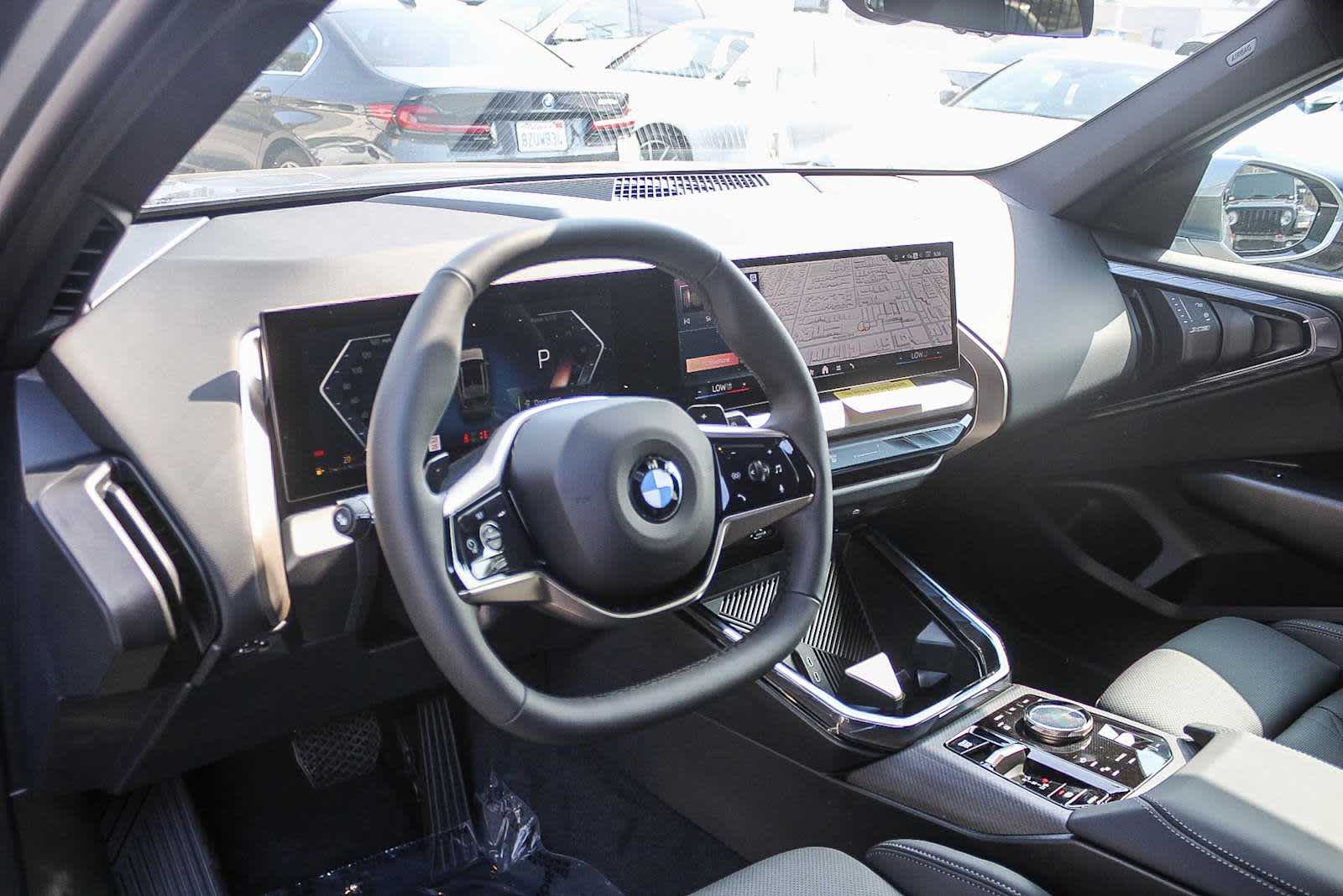 Thumbnail: 2025 BMW X3 - 17