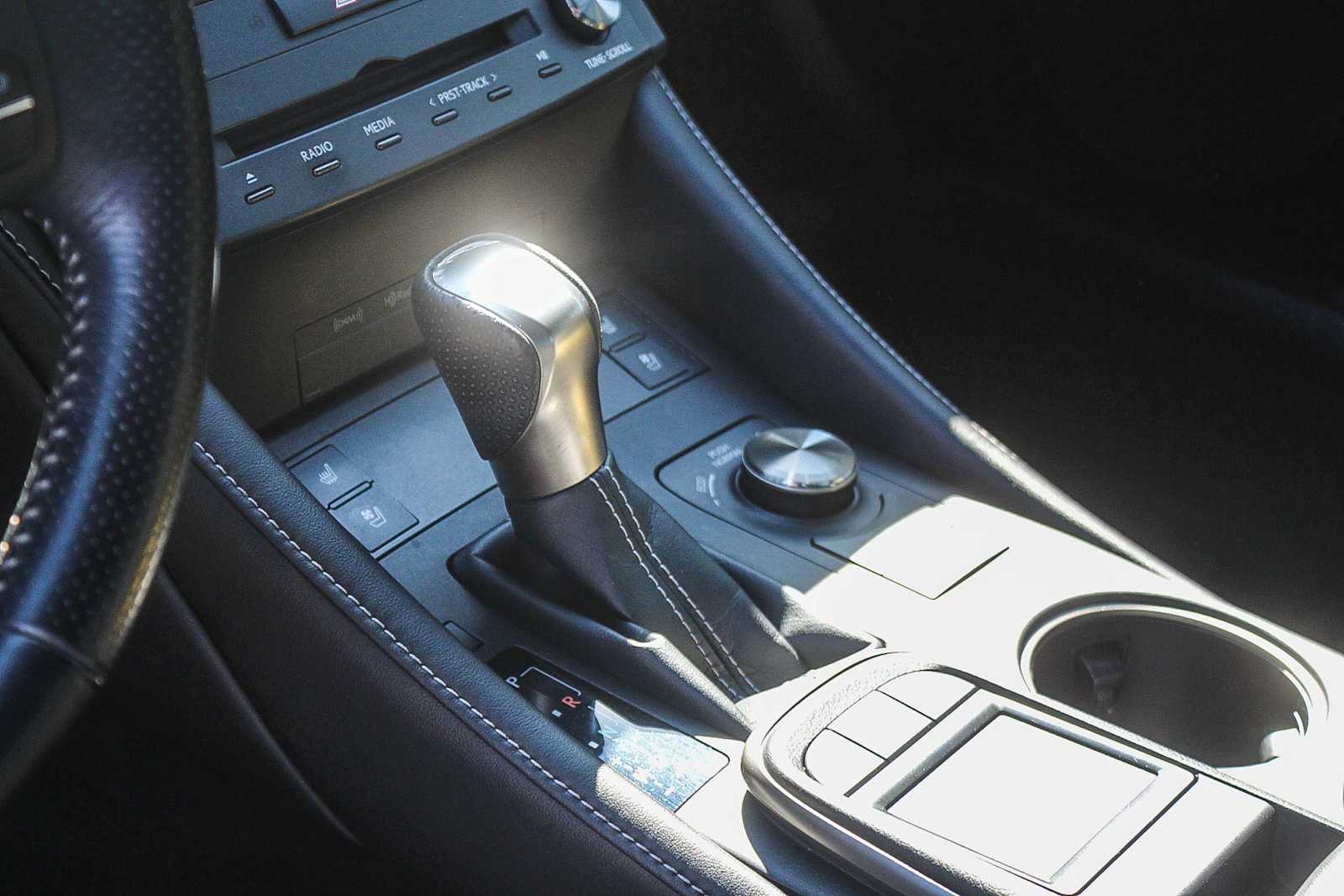 Thumbnail: 2017 Lexus RC - 18