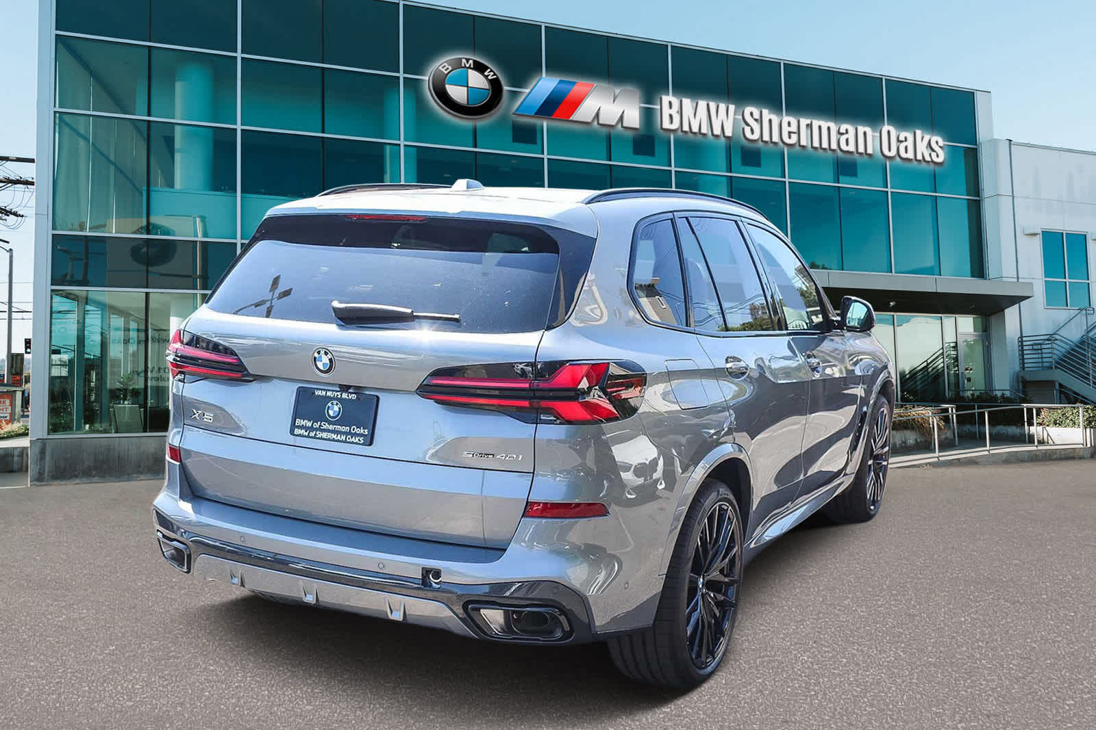Thumbnail: 2026 BMW X5 - 4