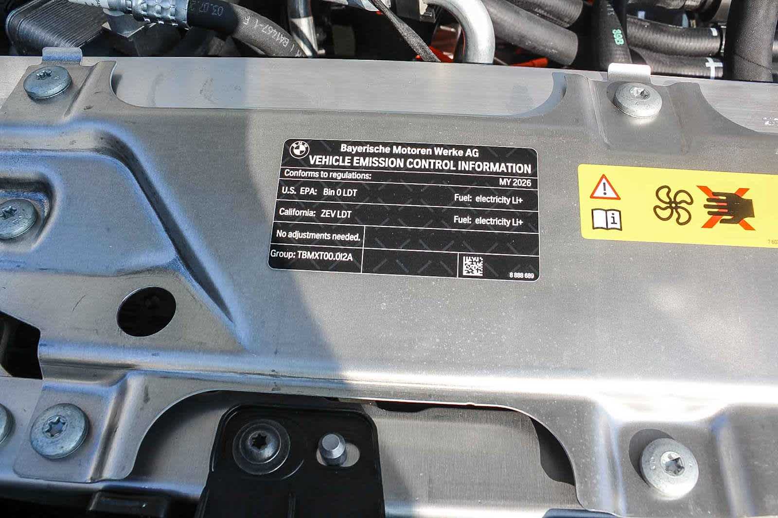 Thumbnail: 2026 BMW iX - 27