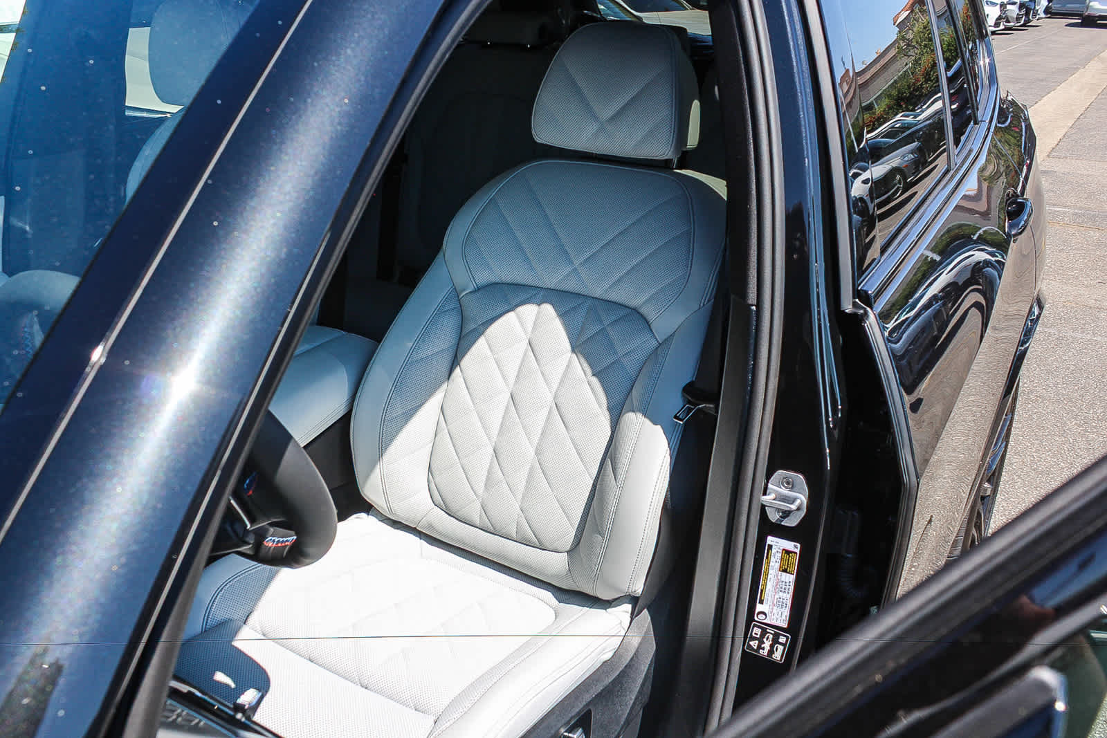 Thumbnail: 2026 BMW X5 - 25