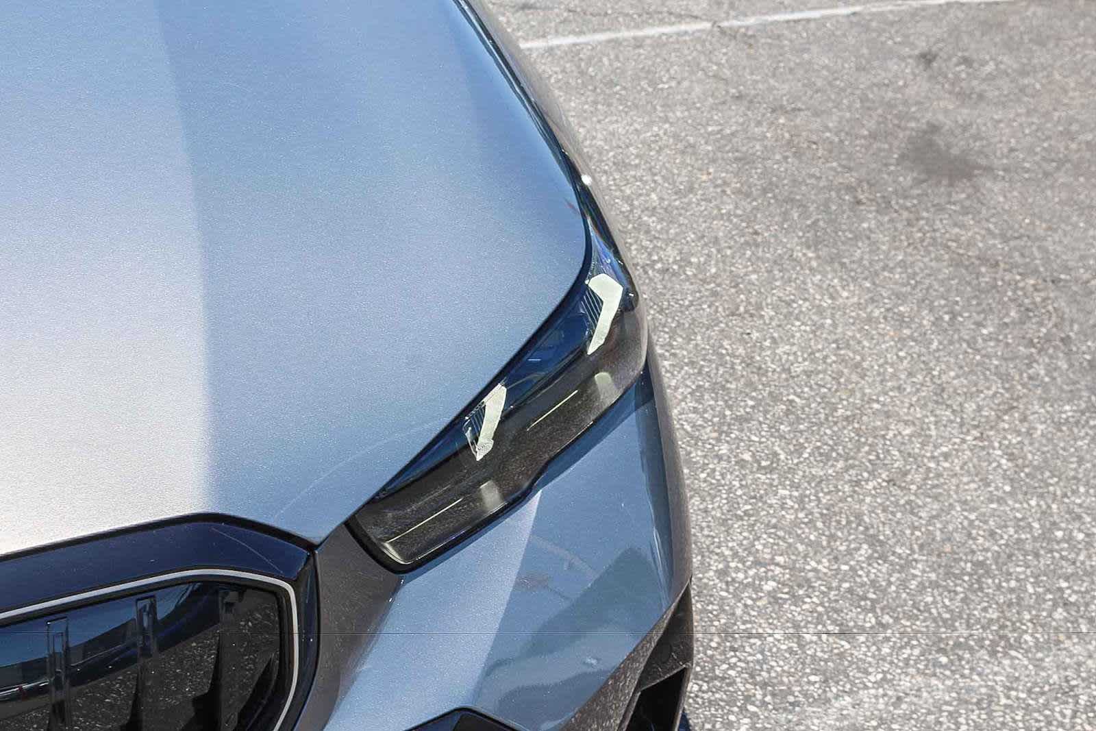 Thumbnail: 2027 BMW 5 Series - 10