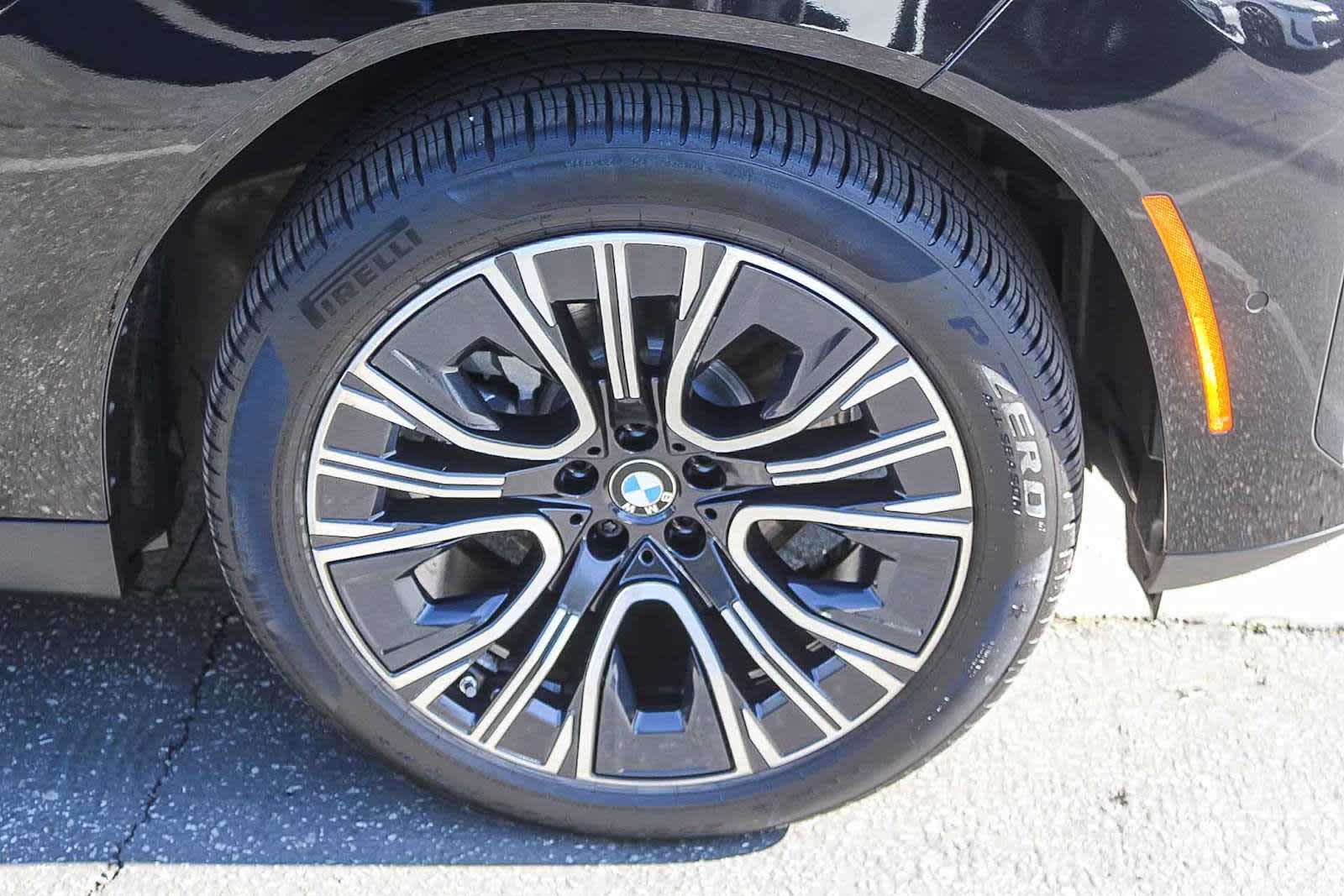 Thumbnail: 2025 BMW X3 - 9