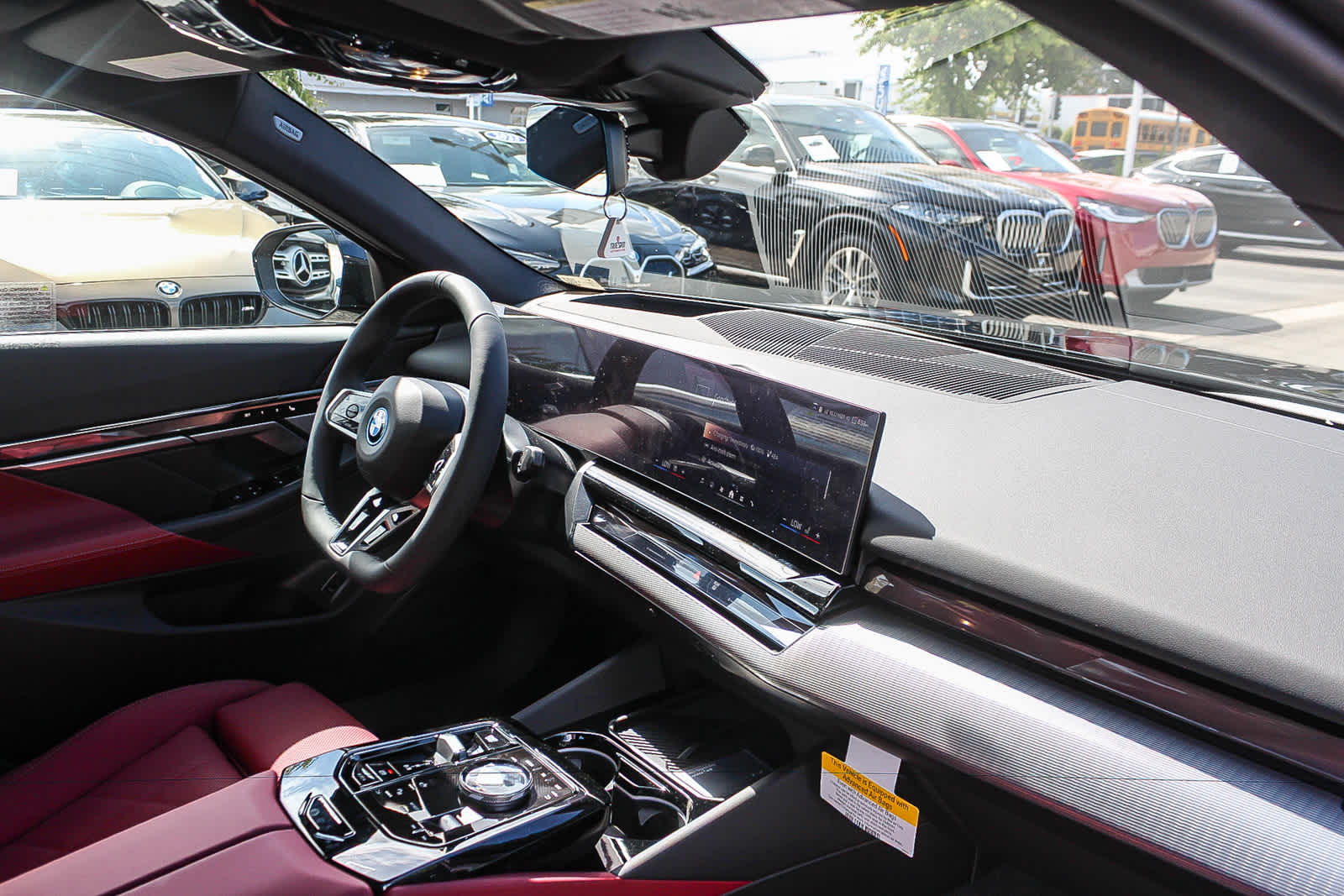 Thumbnail: 2026 BMW i5 - 15
