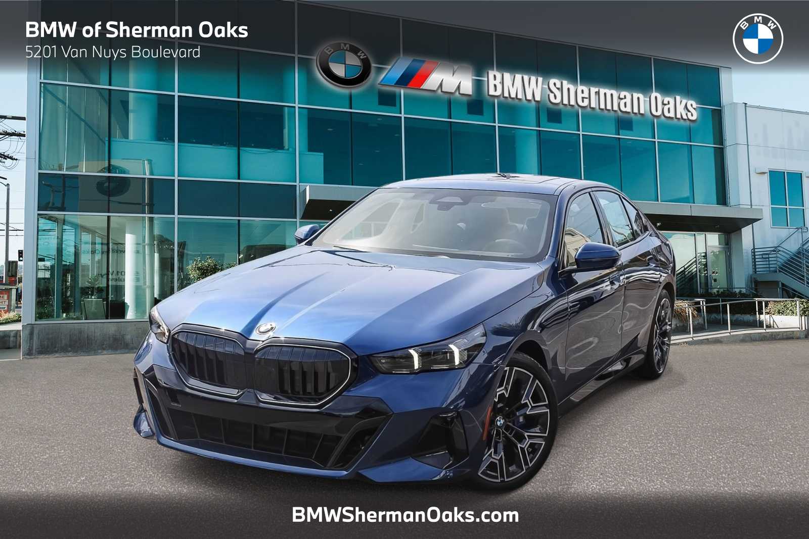 Thumbnail: 2026 BMW 5 Series - 1