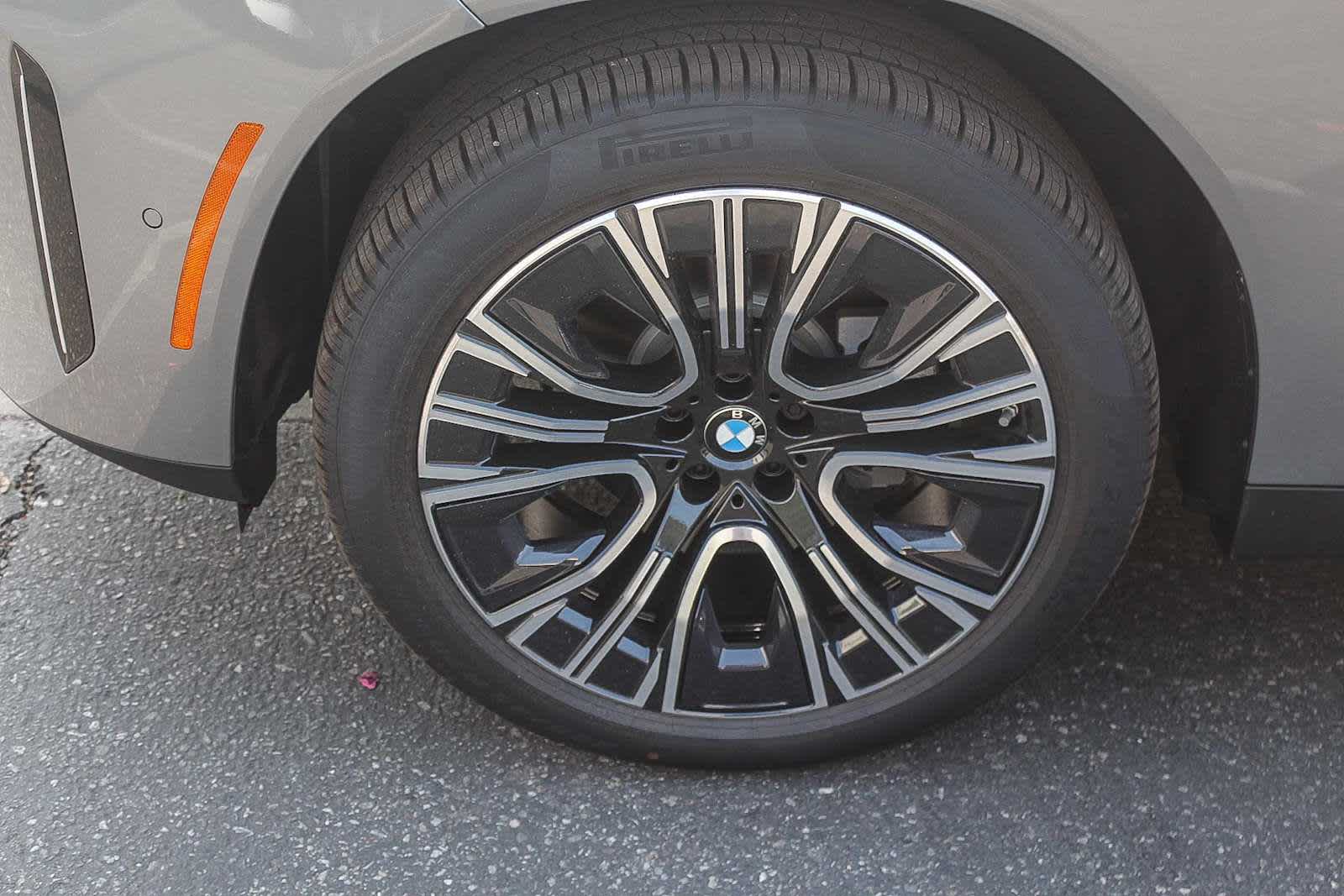 Thumbnail: 2025 BMW X3 - 9