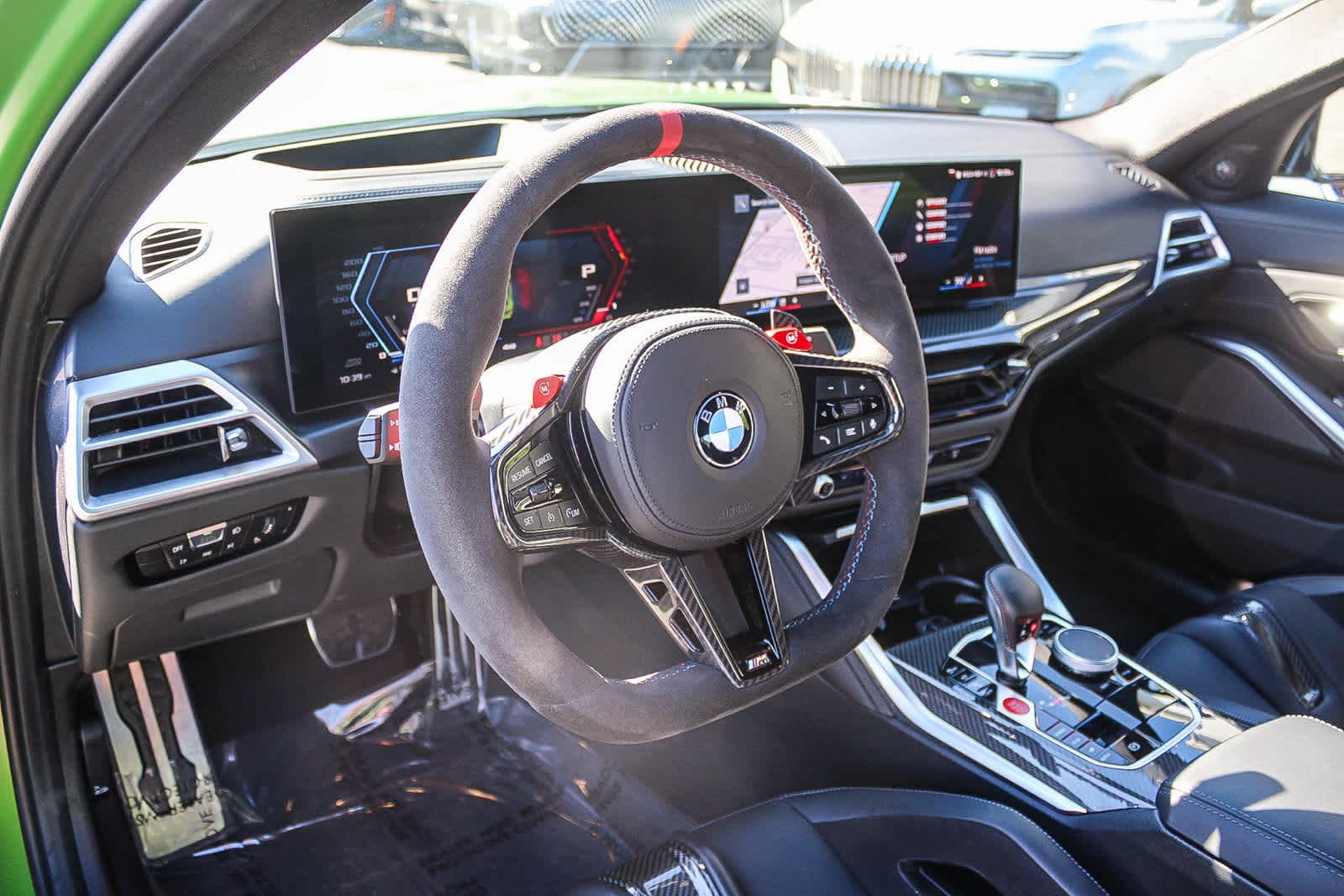 Thumbnail: 2025 BMW M3 - 17