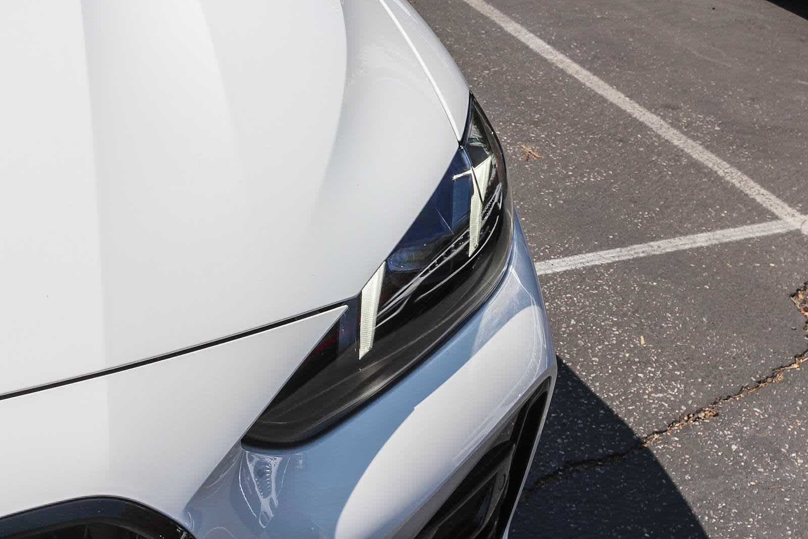 Thumbnail: 2025 BMW 4 Series - 10