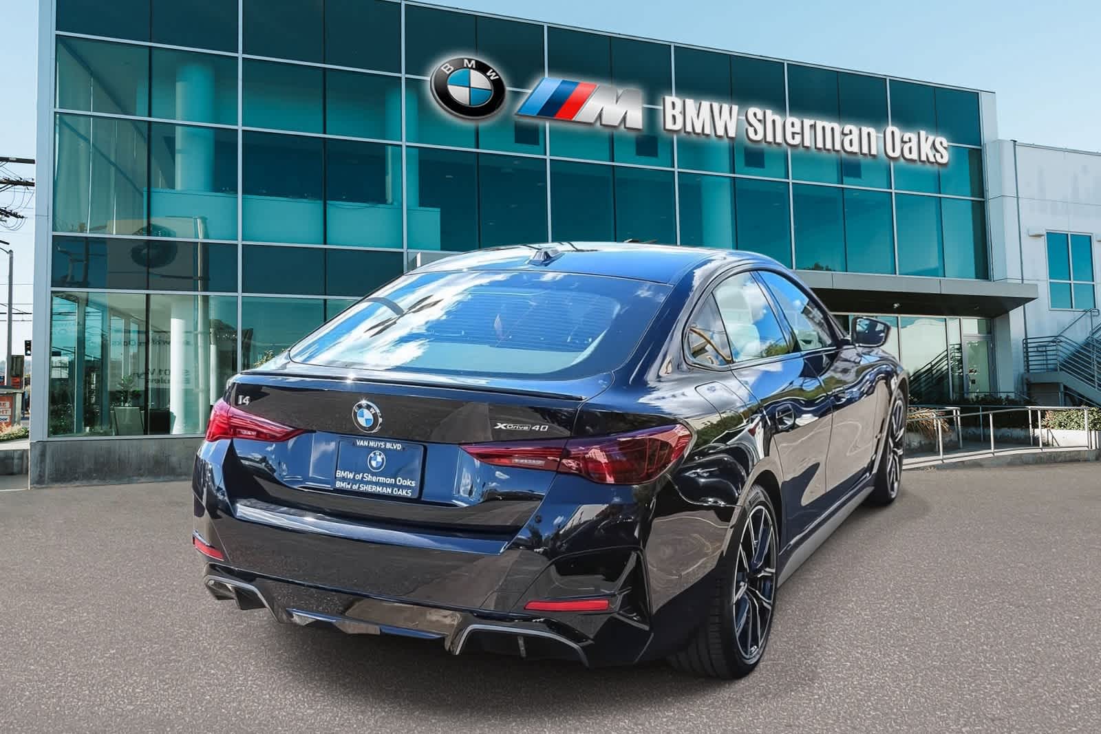Thumbnail: 2026 BMW i4 - 4