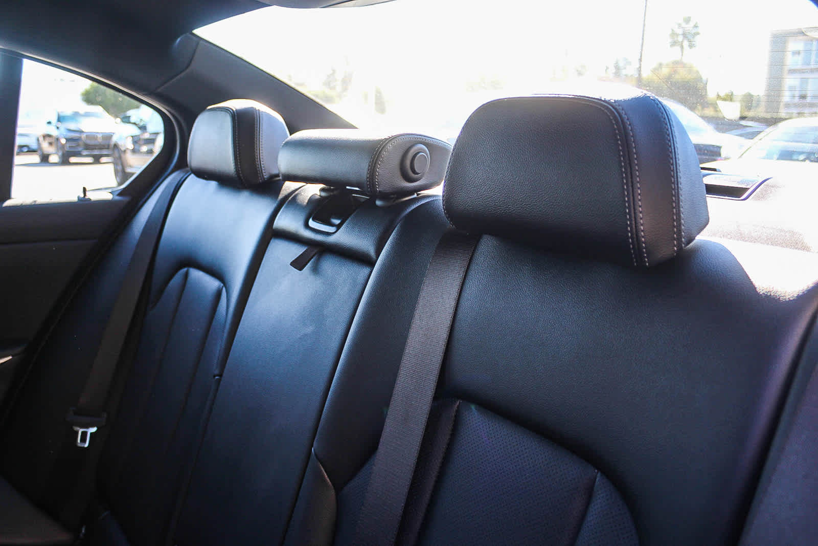 Thumbnail: 2025 BMW 3 Series - 18