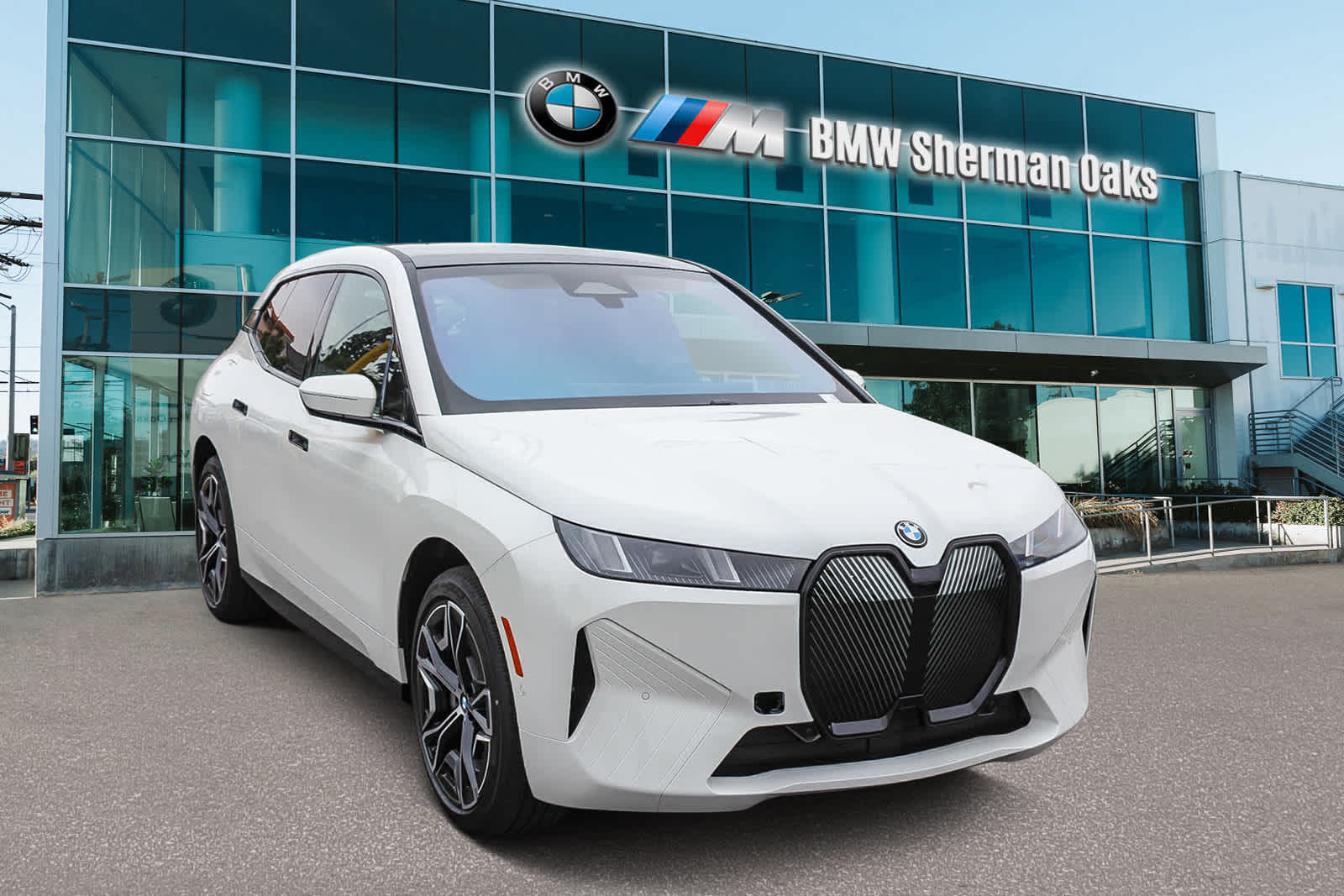 Thumbnail: 2026 BMW iX - 3