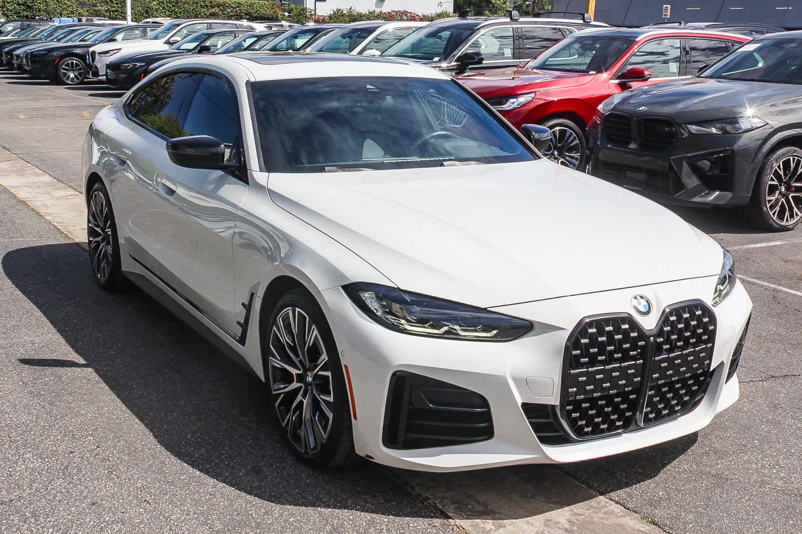 2023 BMW 430i photo 4