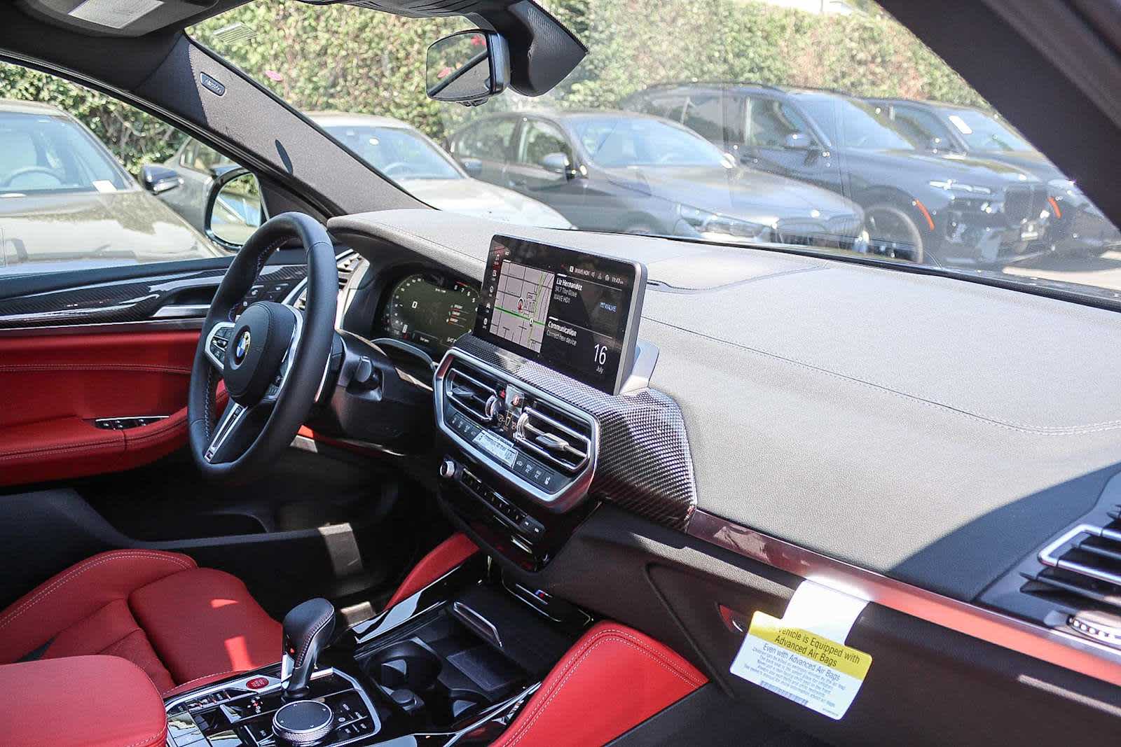 Thumbnail: 2025 BMW X4 - 16
