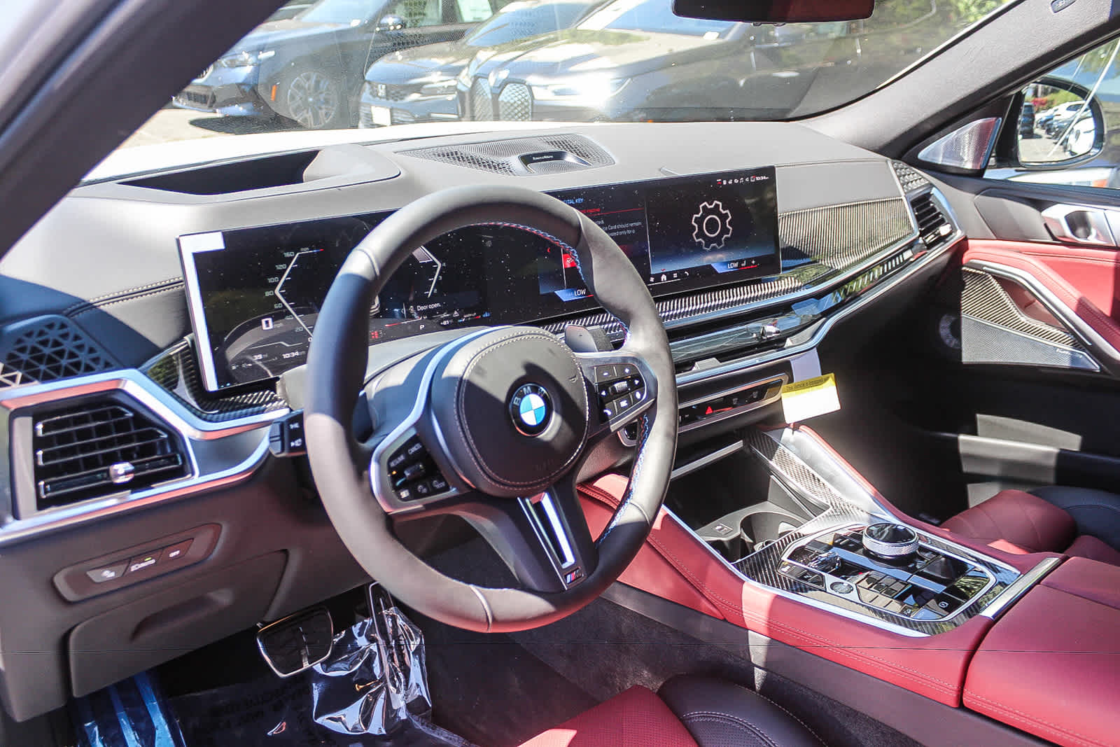 Thumbnail: 2027 BMW X6 - 16