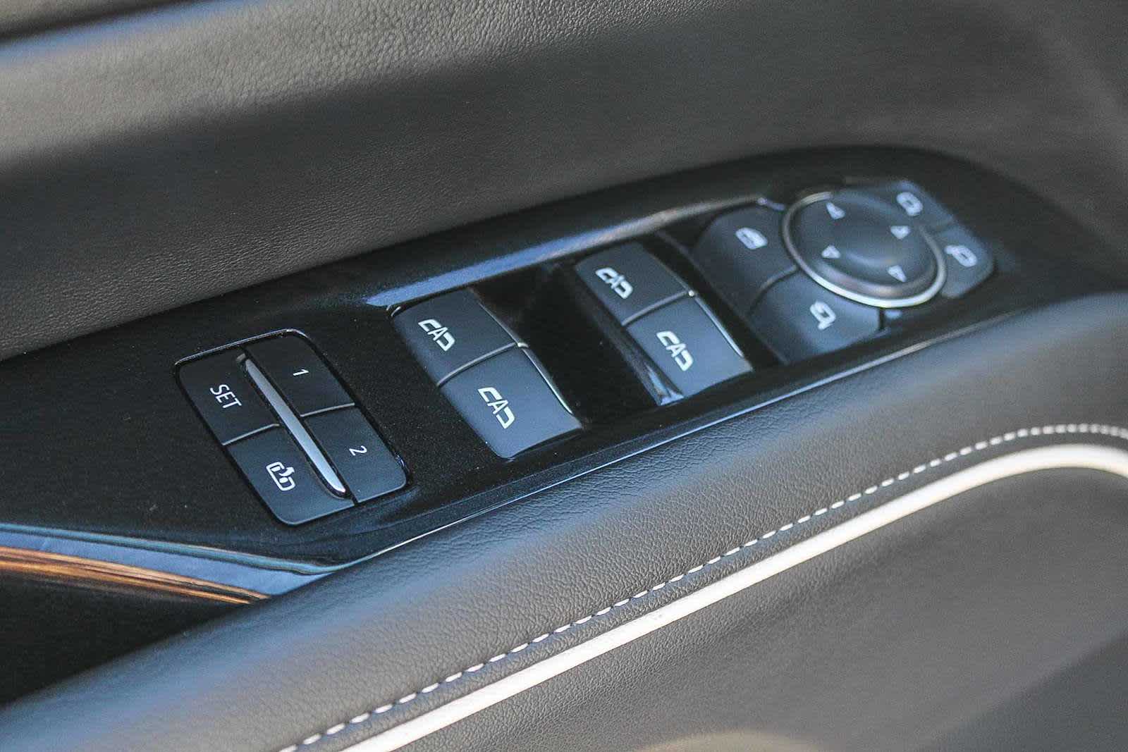 Thumbnail: 2022 Cadillac Escalade - 20