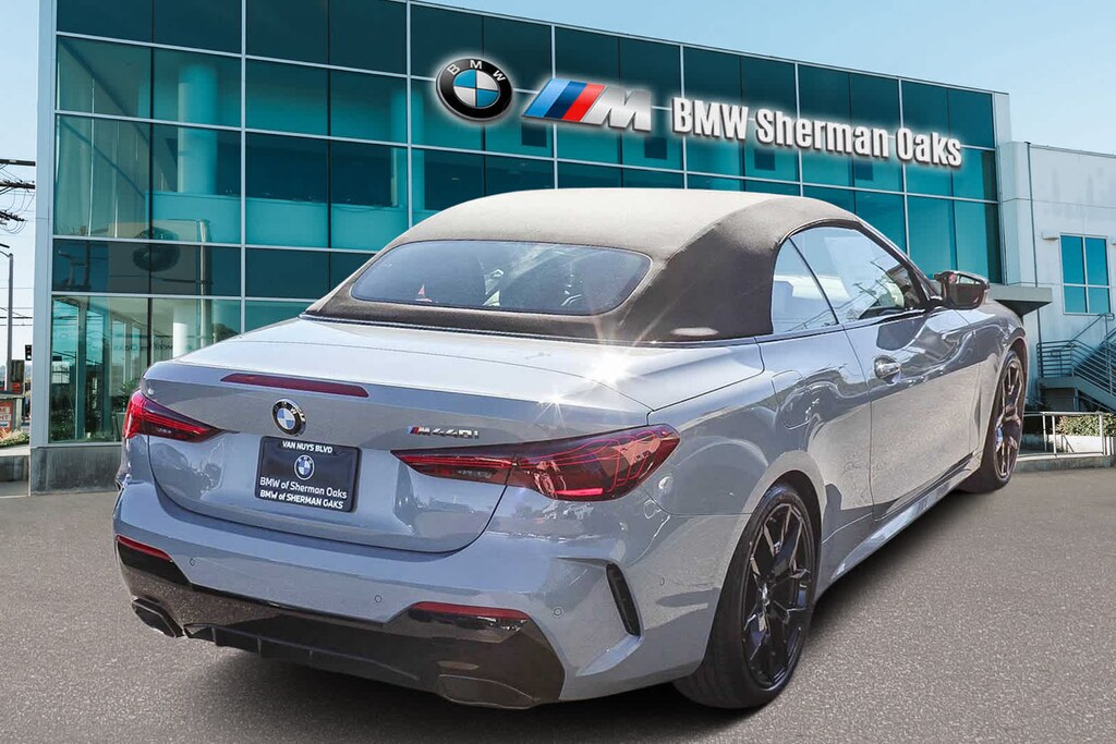 New 2026 BMW M440i Convertible