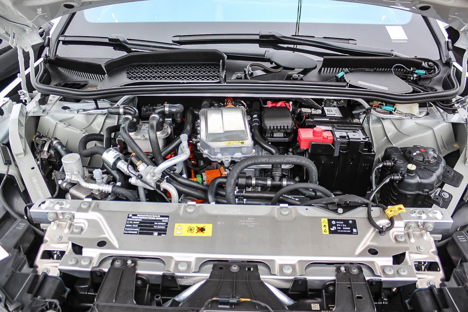 Thumbnail: 2026 BMW iX - 26