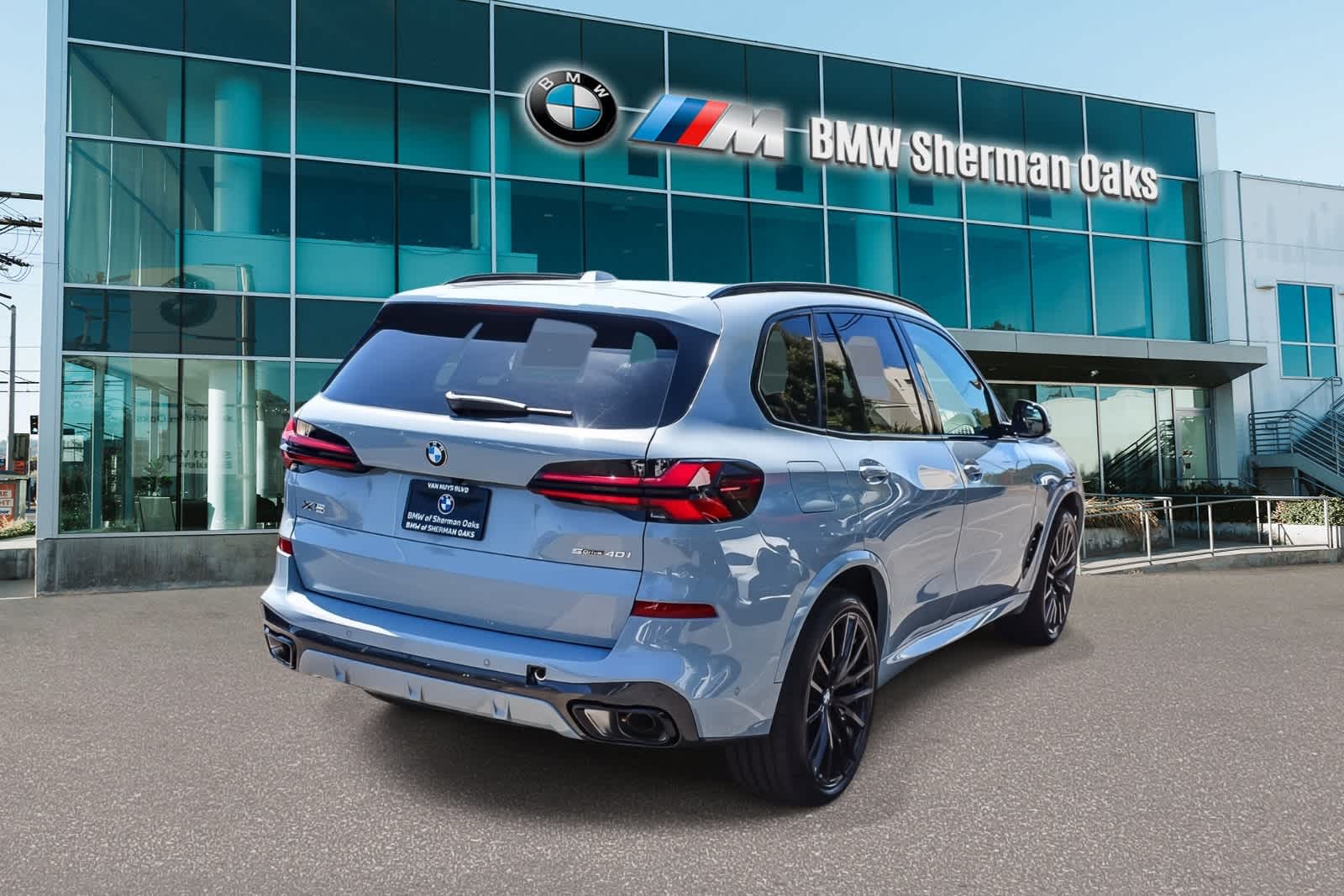 Thumbnail: 2026 BMW X5 - 4